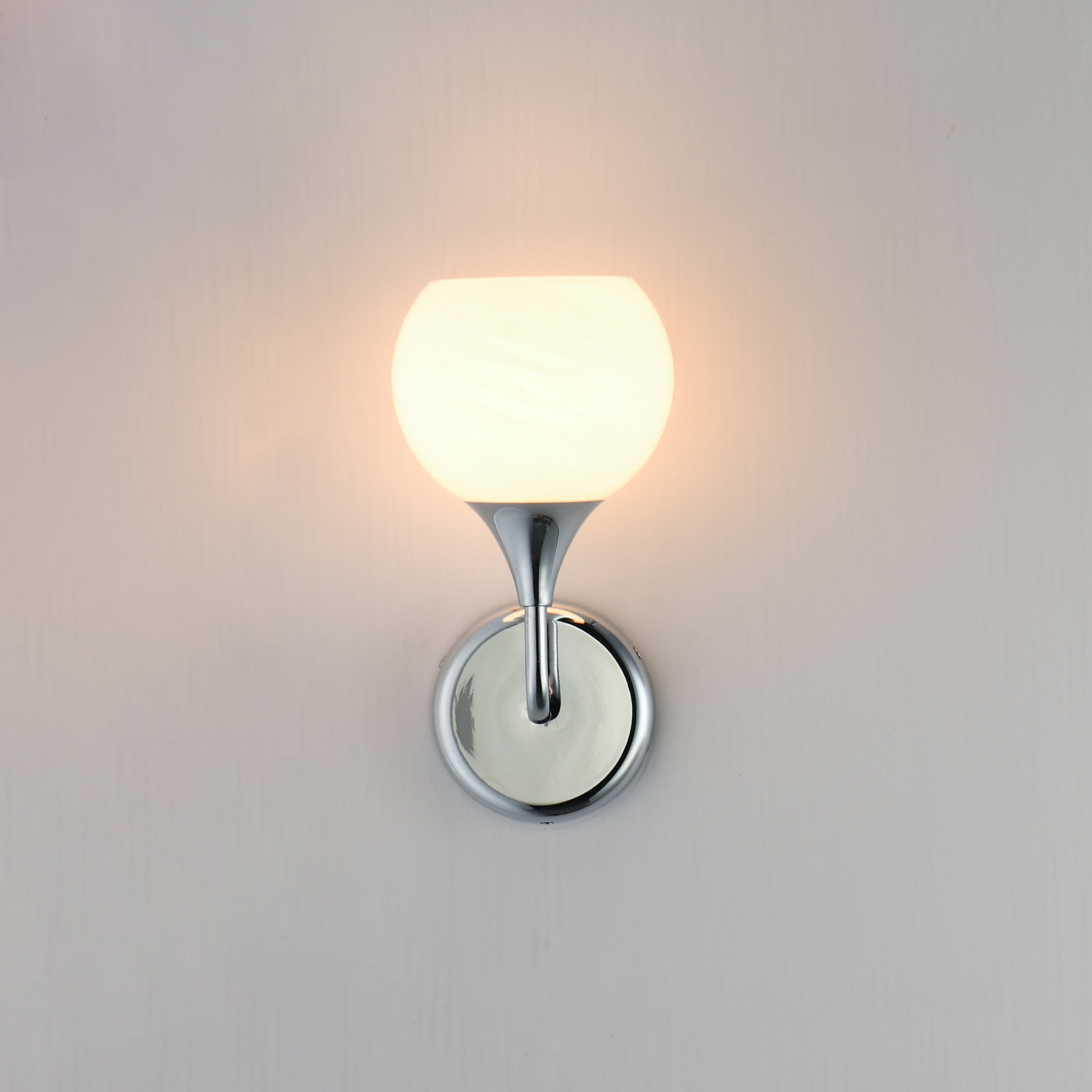 Neve-Wall Sconce