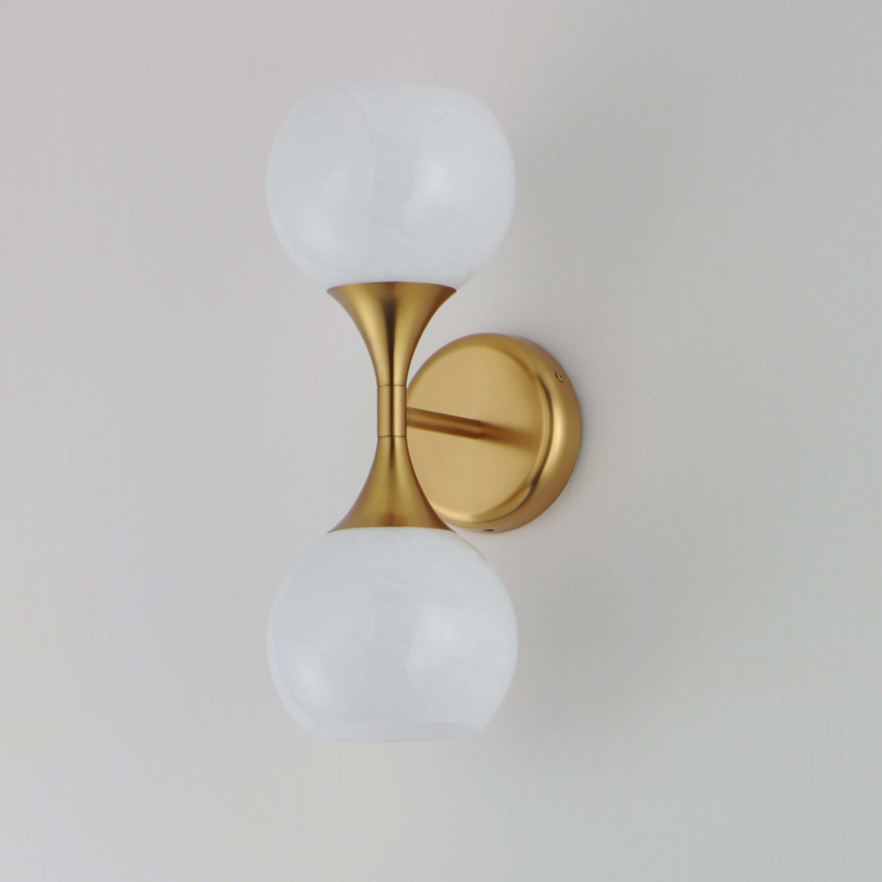 Neve-Wall Sconce