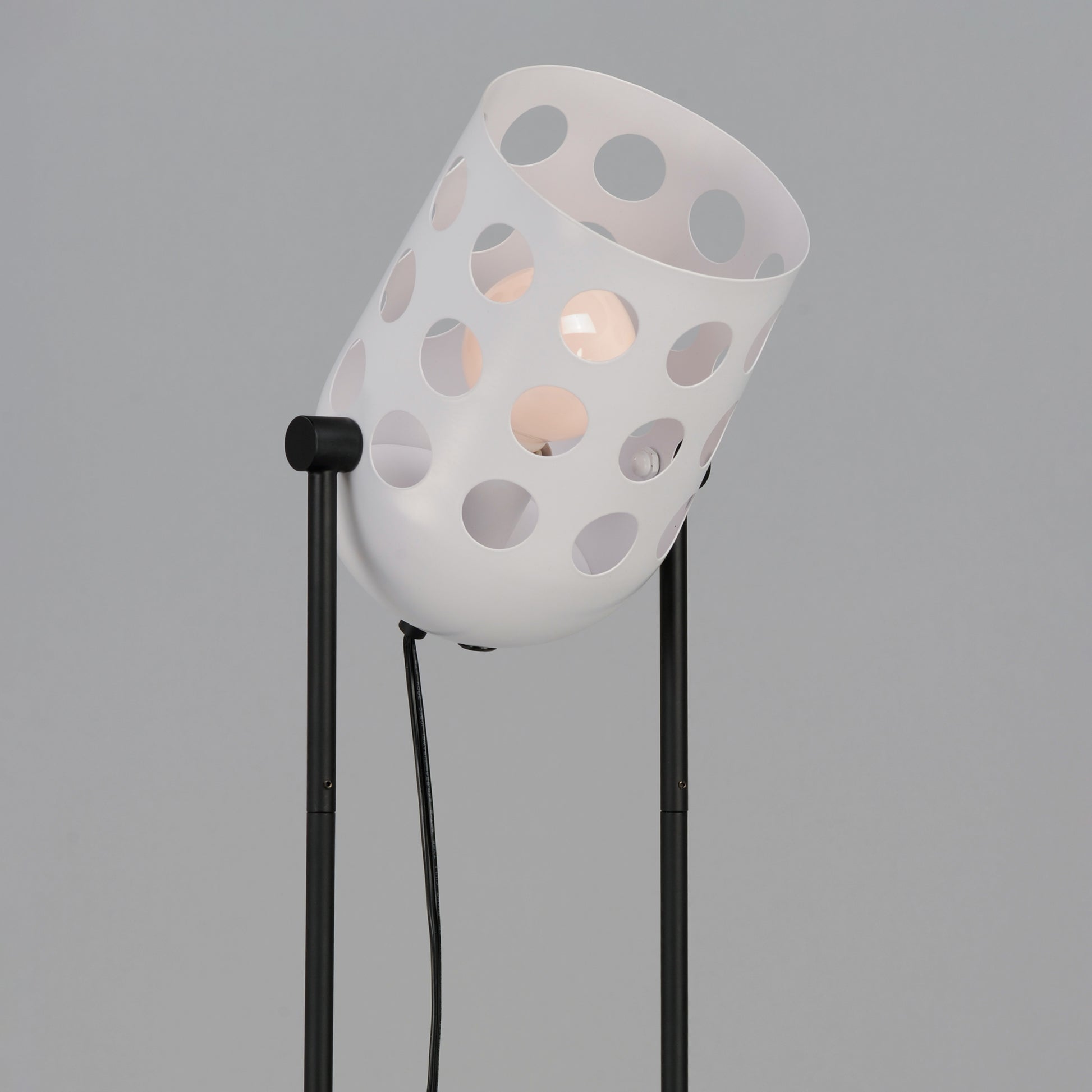 12 Inch Floor Lamp – Black