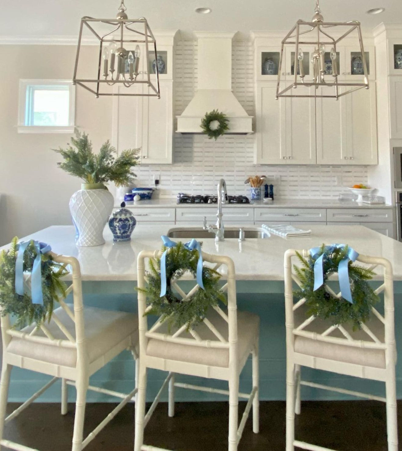 Crystorama Sylvan 2244-PN – 21.5 Inch – 4 Light – Chandelier – Polished Nickel – Dry Rated