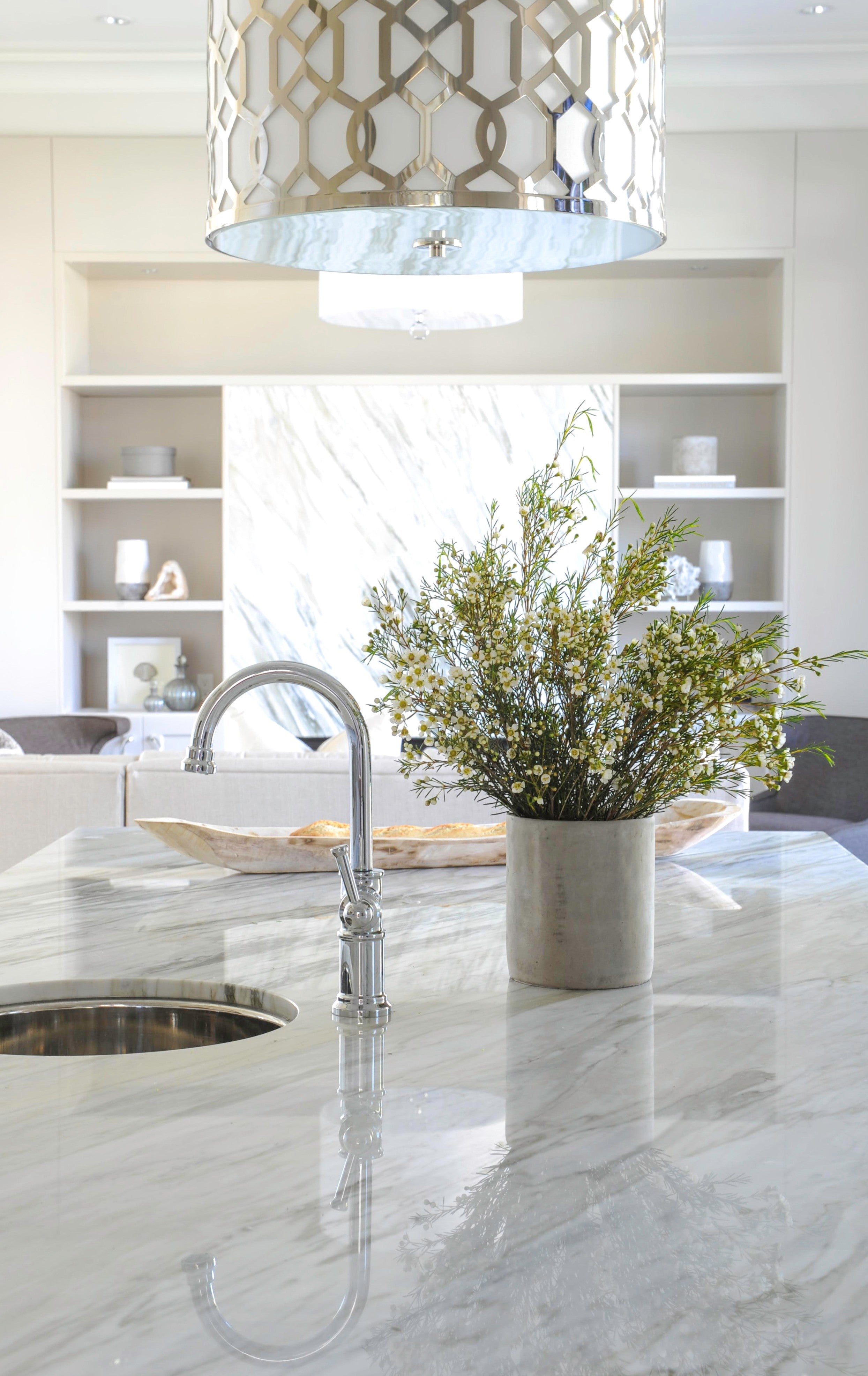 Crystorama Jennings 2266-PN – 24.25 Inch – 5 Light – Pendant Light – Polished Nickel – Dry Rated