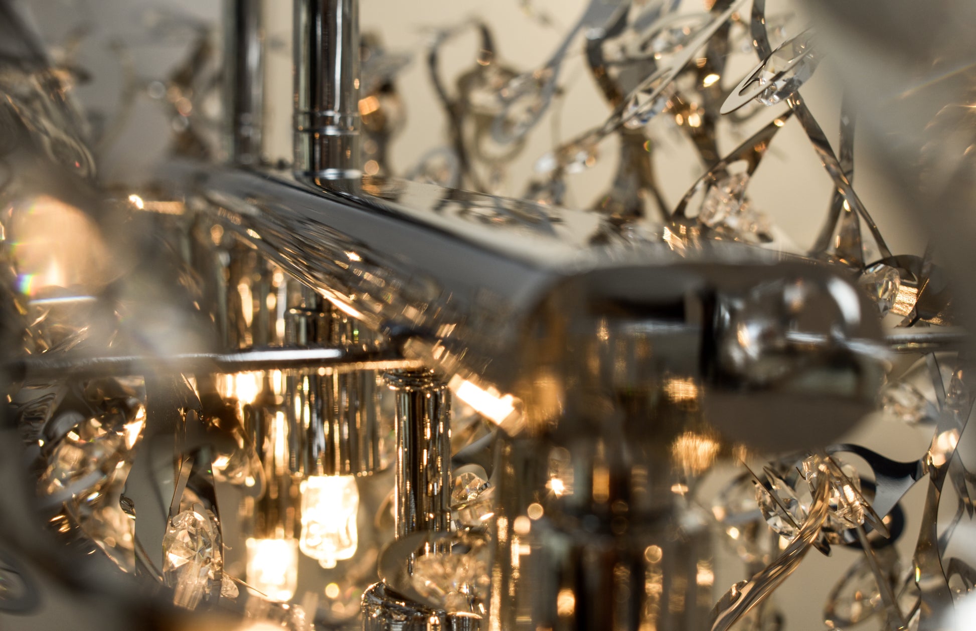 Comet-Linear Pendant