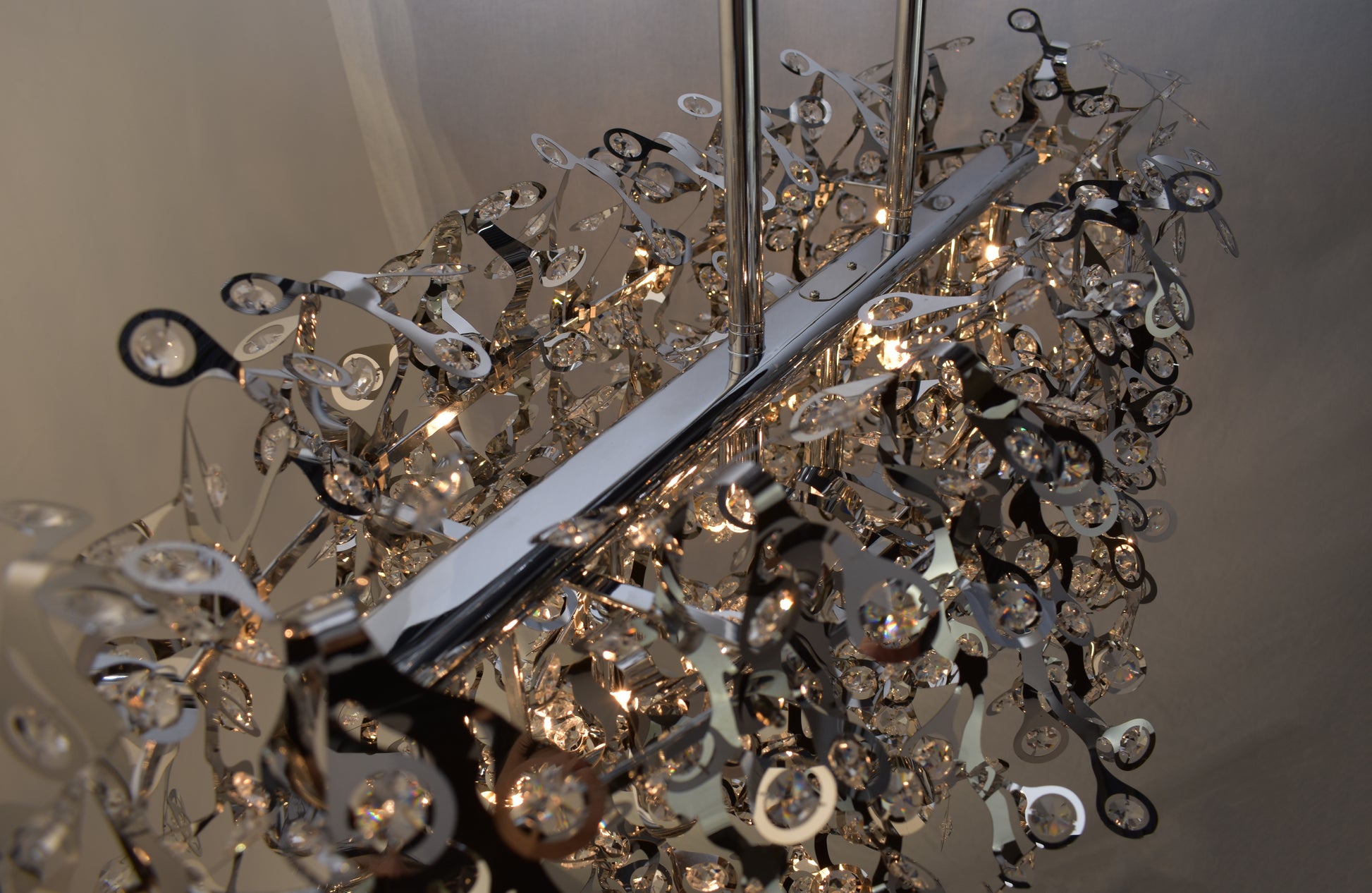 Comet-Linear Pendant