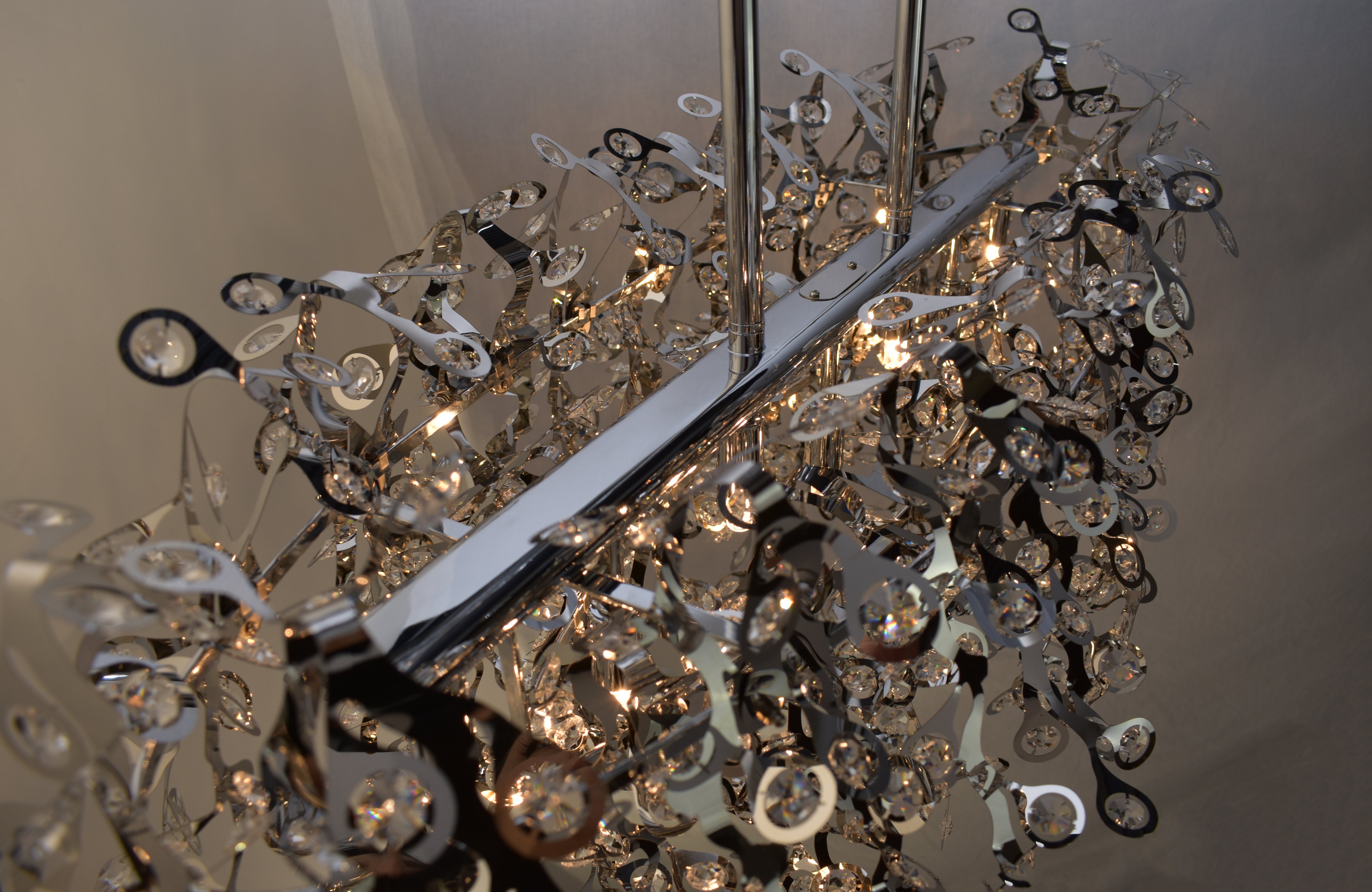 Comet-Linear Pendant