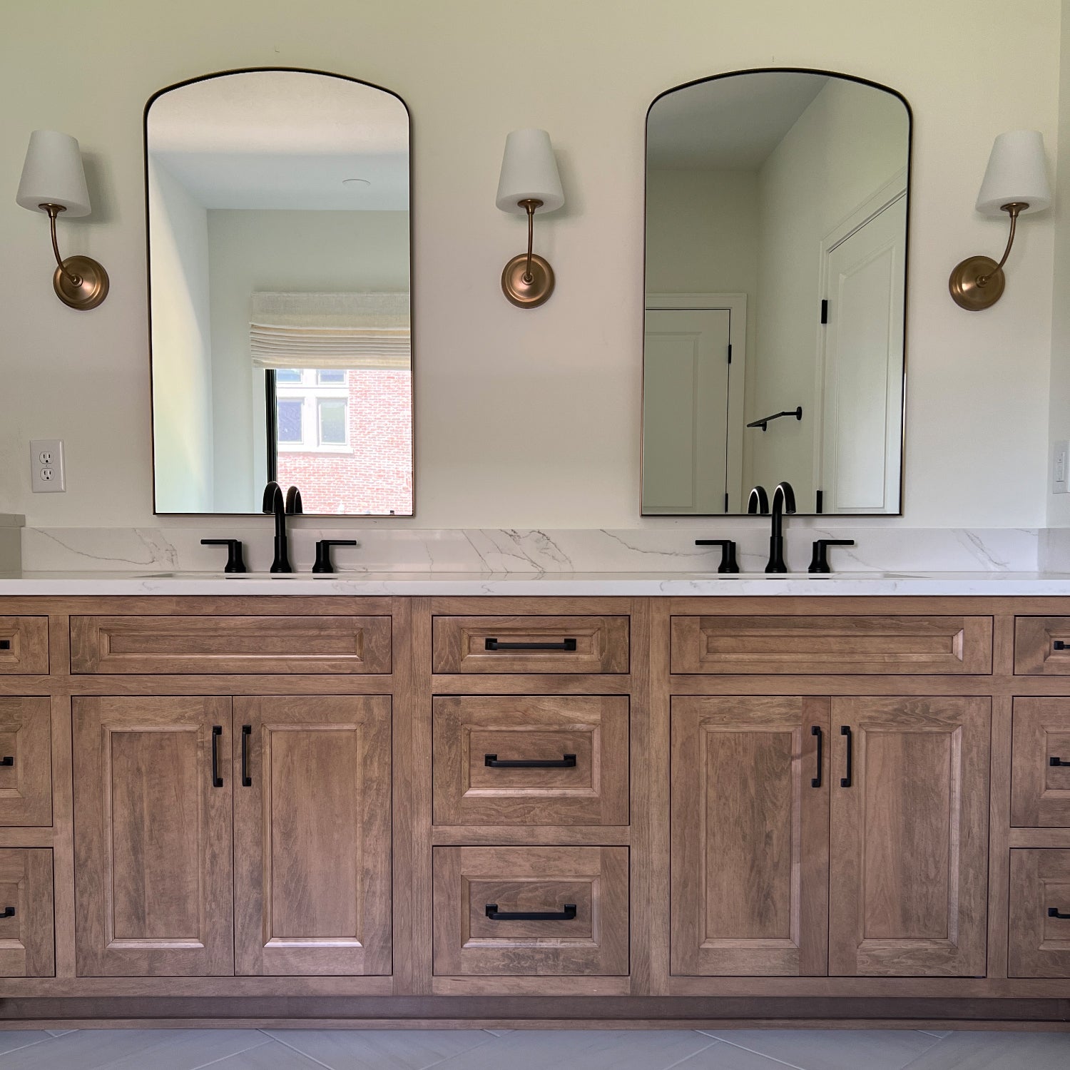 Crystorama Sylvan 2441-OP-VG – 6 Inch – 1 Light – Sconce – Vibrant Gold – Damp Rated