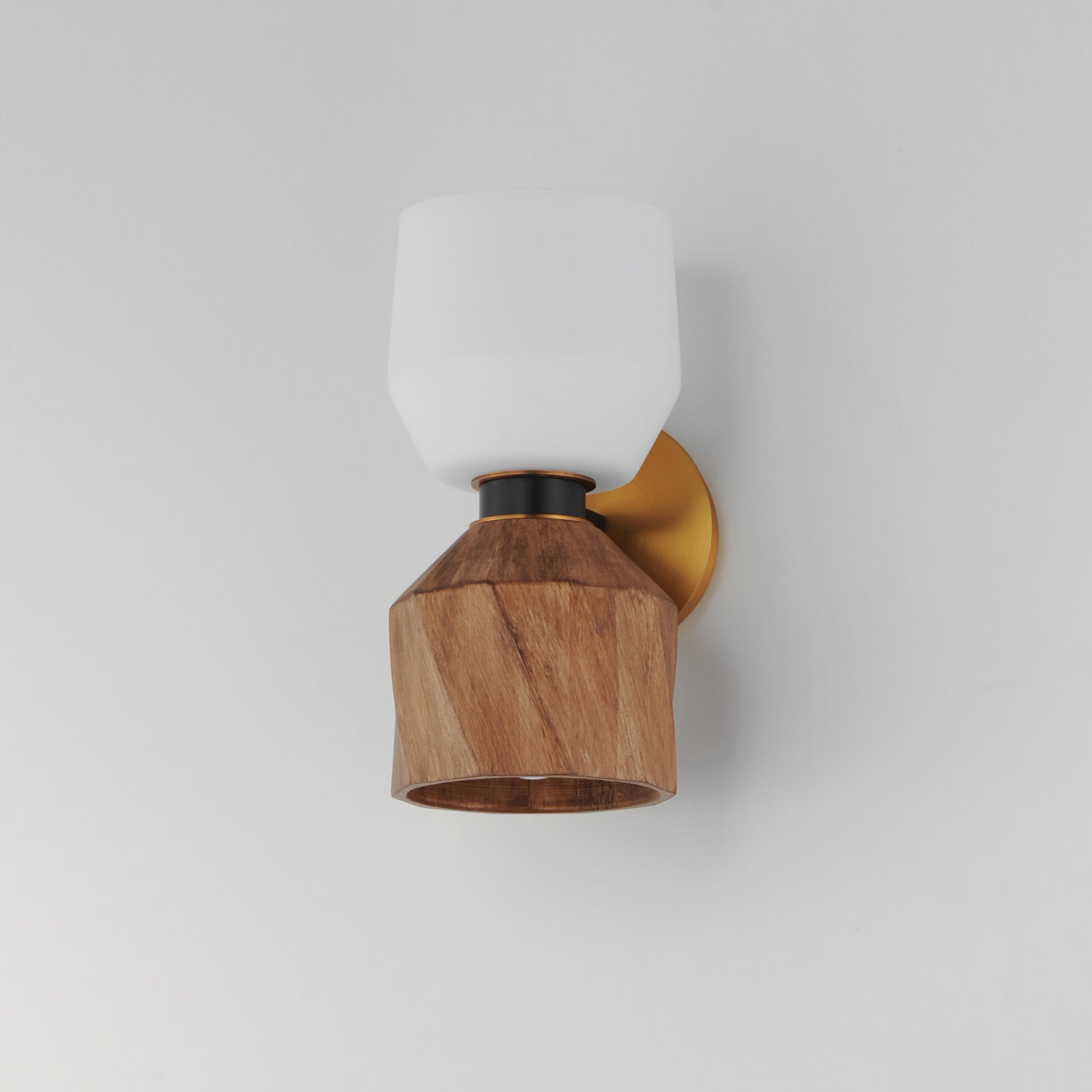 Akimbo-Wall Sconce