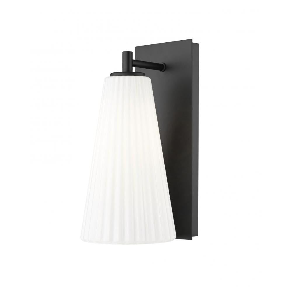 1 Light Wall Sconce-White