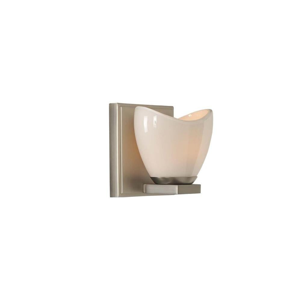 Vero 6 Inch Wall Sconce – Satin Nickel – 313031SN
