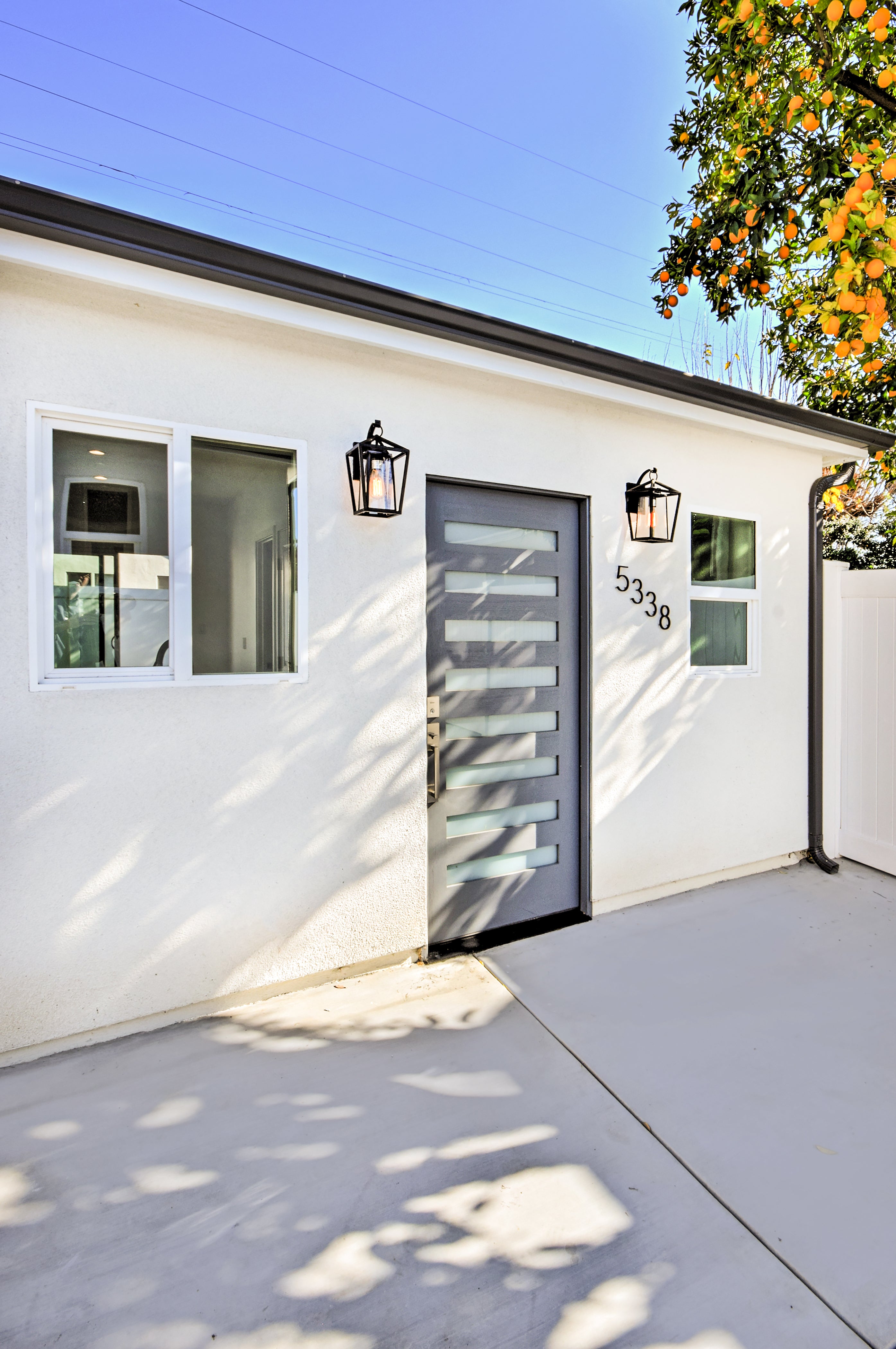 Artisan-Outdoor Wall Mount