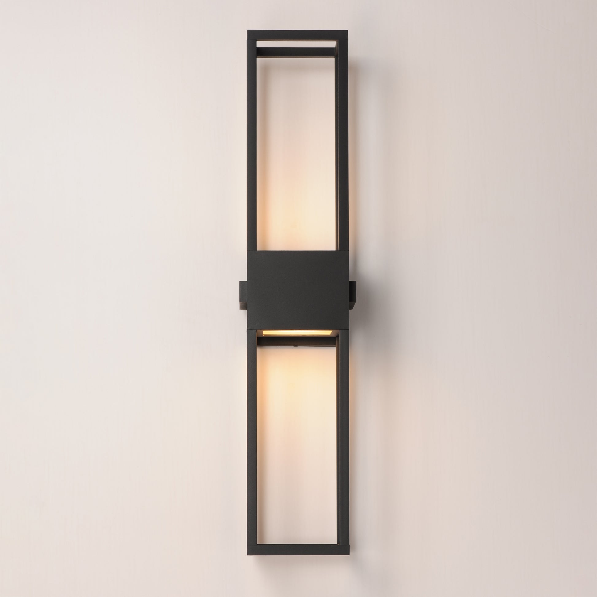 Strand VX-Outdoor Wall Mount