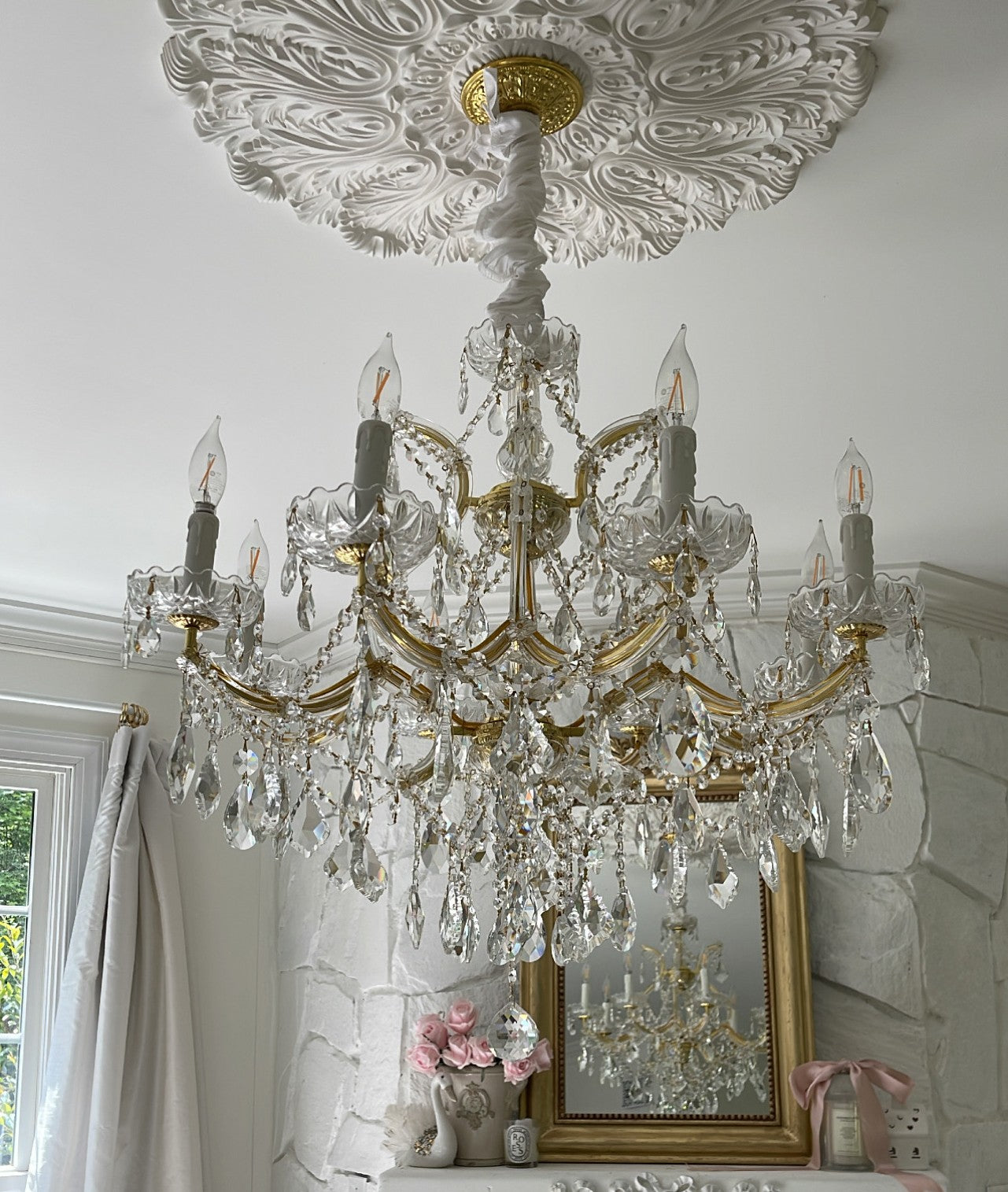Crystorama Maria Theresa 4408-GD-CL-MWP – 26 Inch – 9 Light – Chandelier – Clear Crystal – Gold – Dry Rated