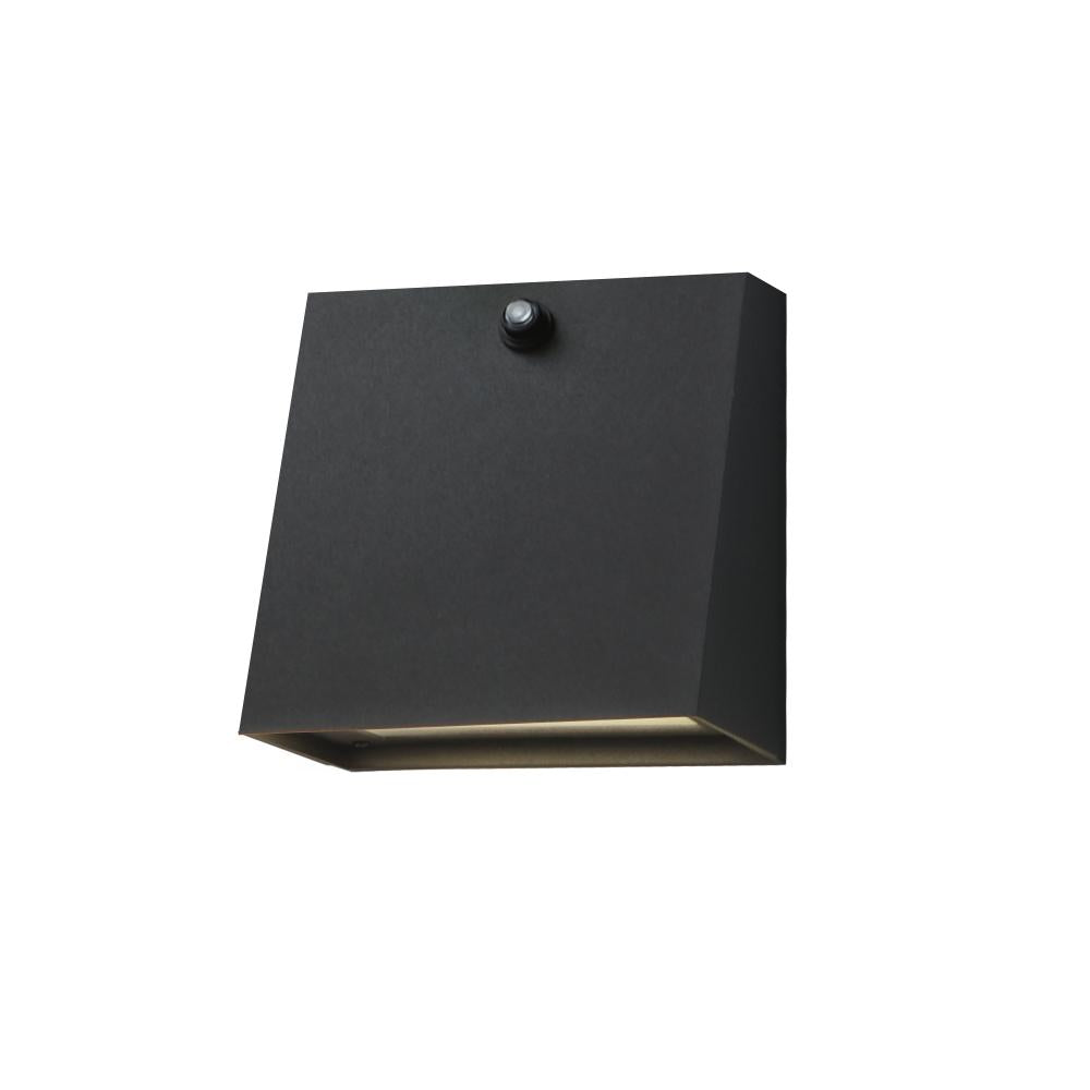 Maxim Lighting 52520BK/PHC Pathfinder 5.5 Inch Outdoor Wall Lantern – Black