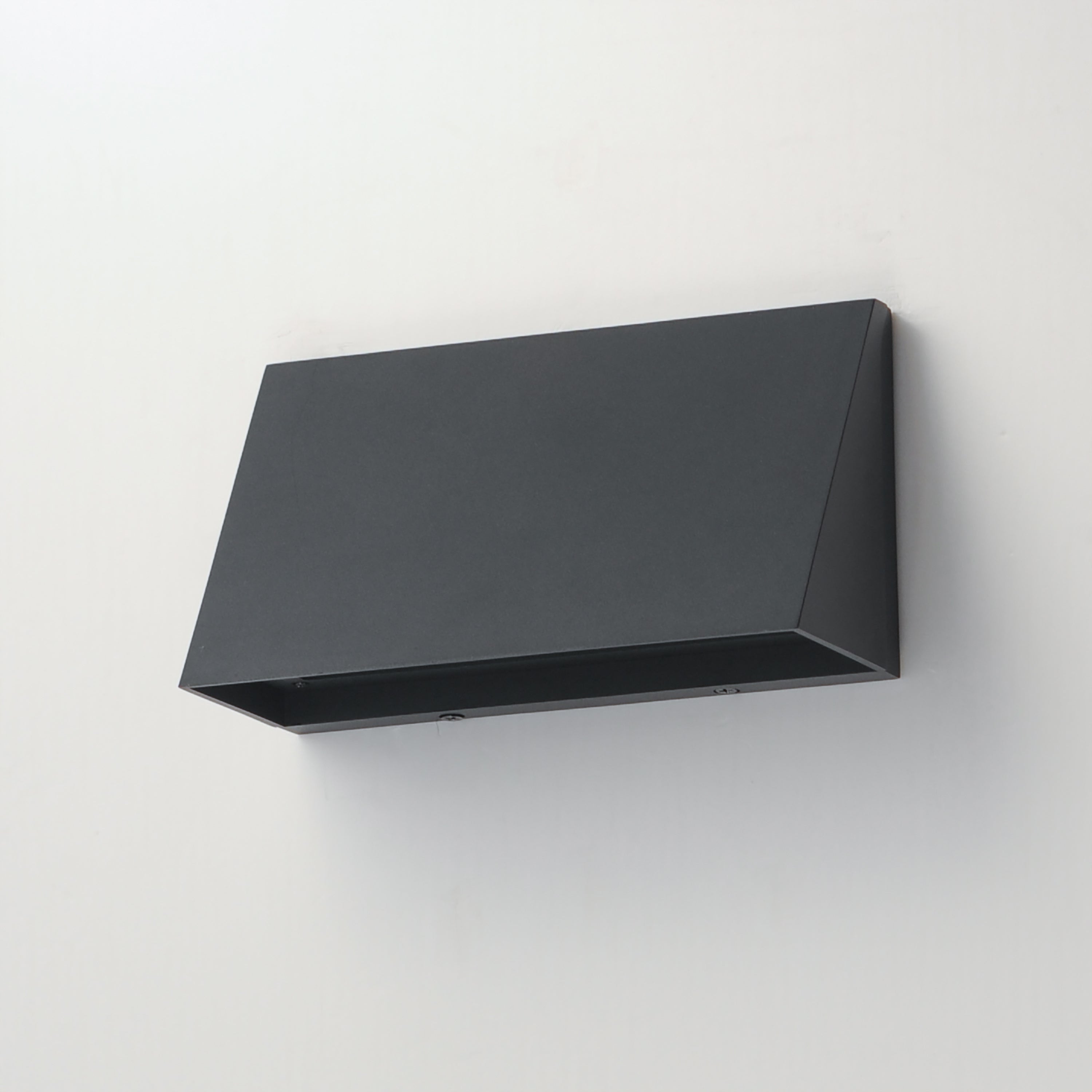 Pathfinder-Outdoor Wall Mount