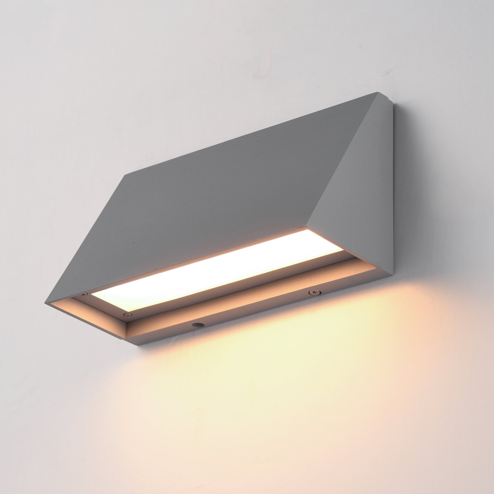 Pathfinder-Outdoor Wall Mount