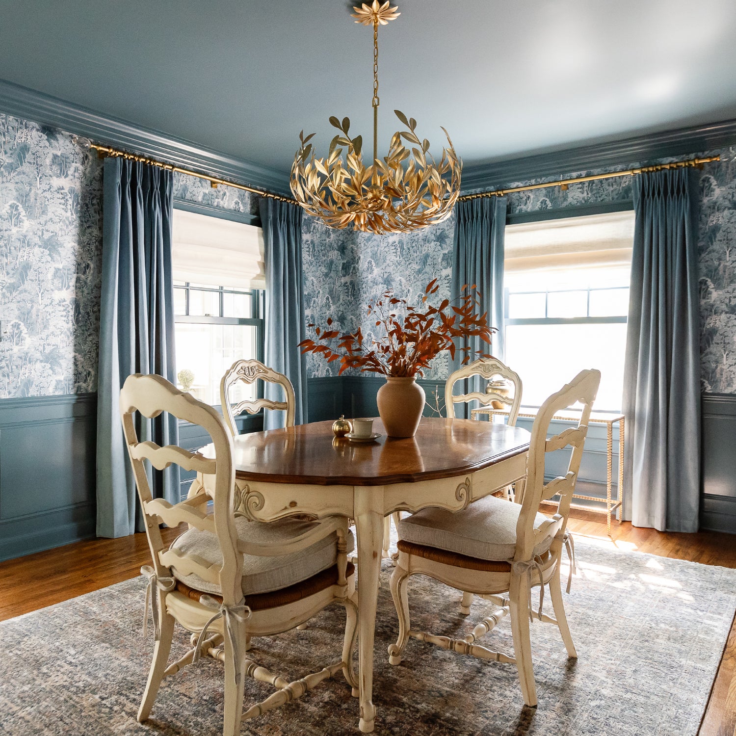 Crystorama Broche 533-GA – 27 Inch – 6 Light – Chandelier – Antique Gold – Damp Rated