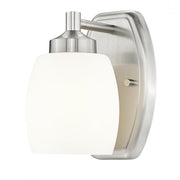 1 Light Wall Sconce-Matte Opal