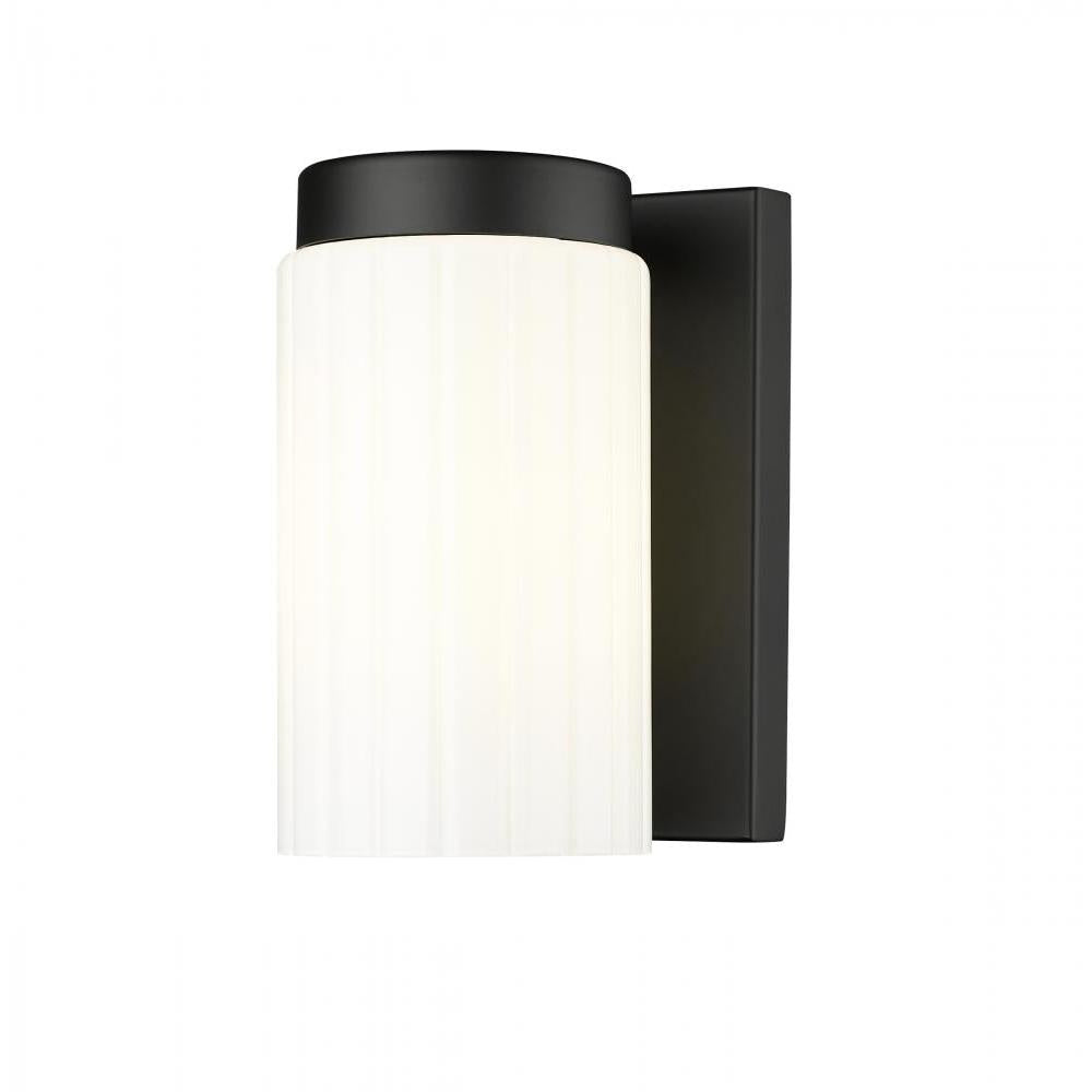 1 Light Wall Sconce-Matte Opal
