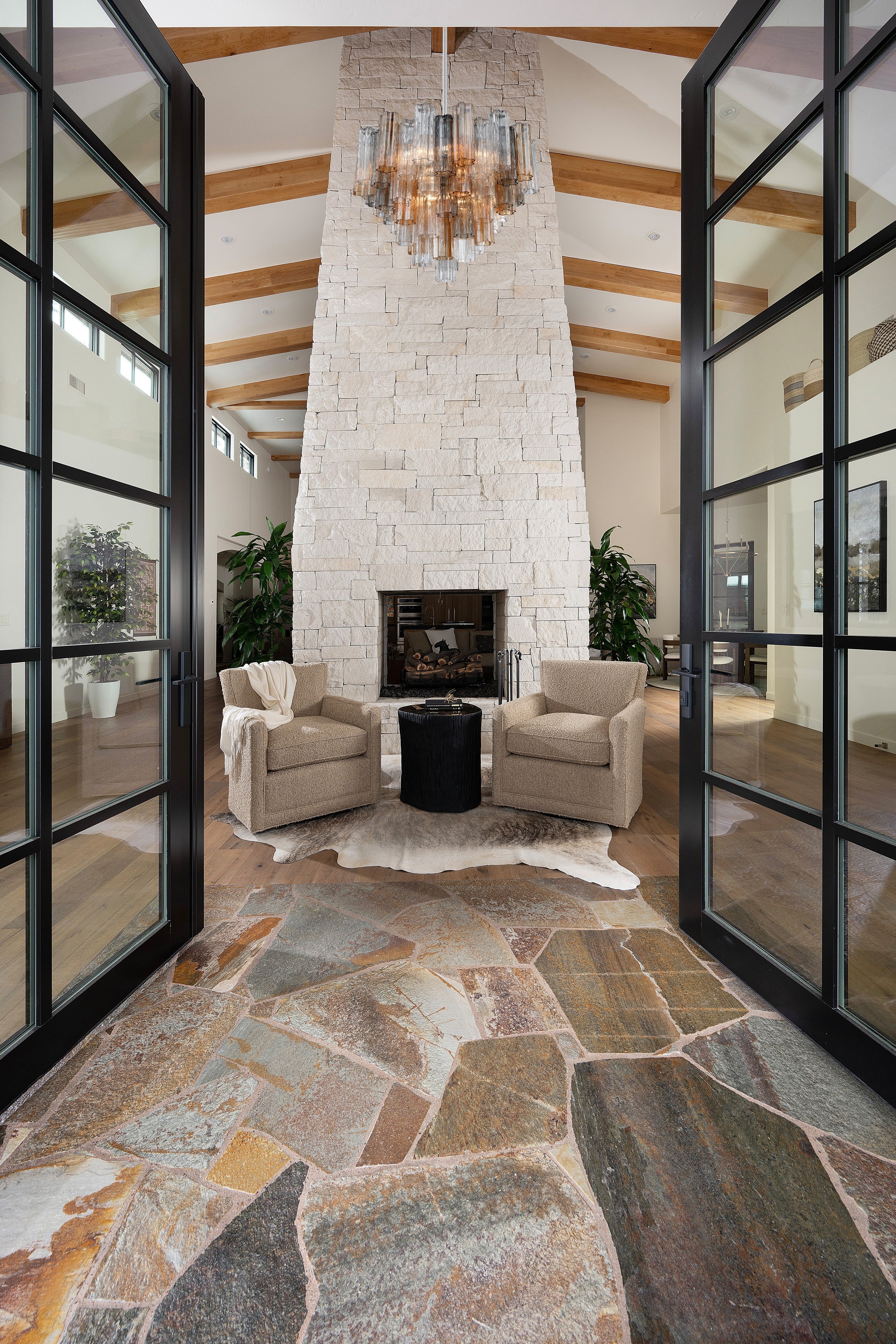 Crystorama Addis ADD-312-CH-AU – 26.75 Inch – 12 Light – Chandelier – Polished Chrome – Dry Rated