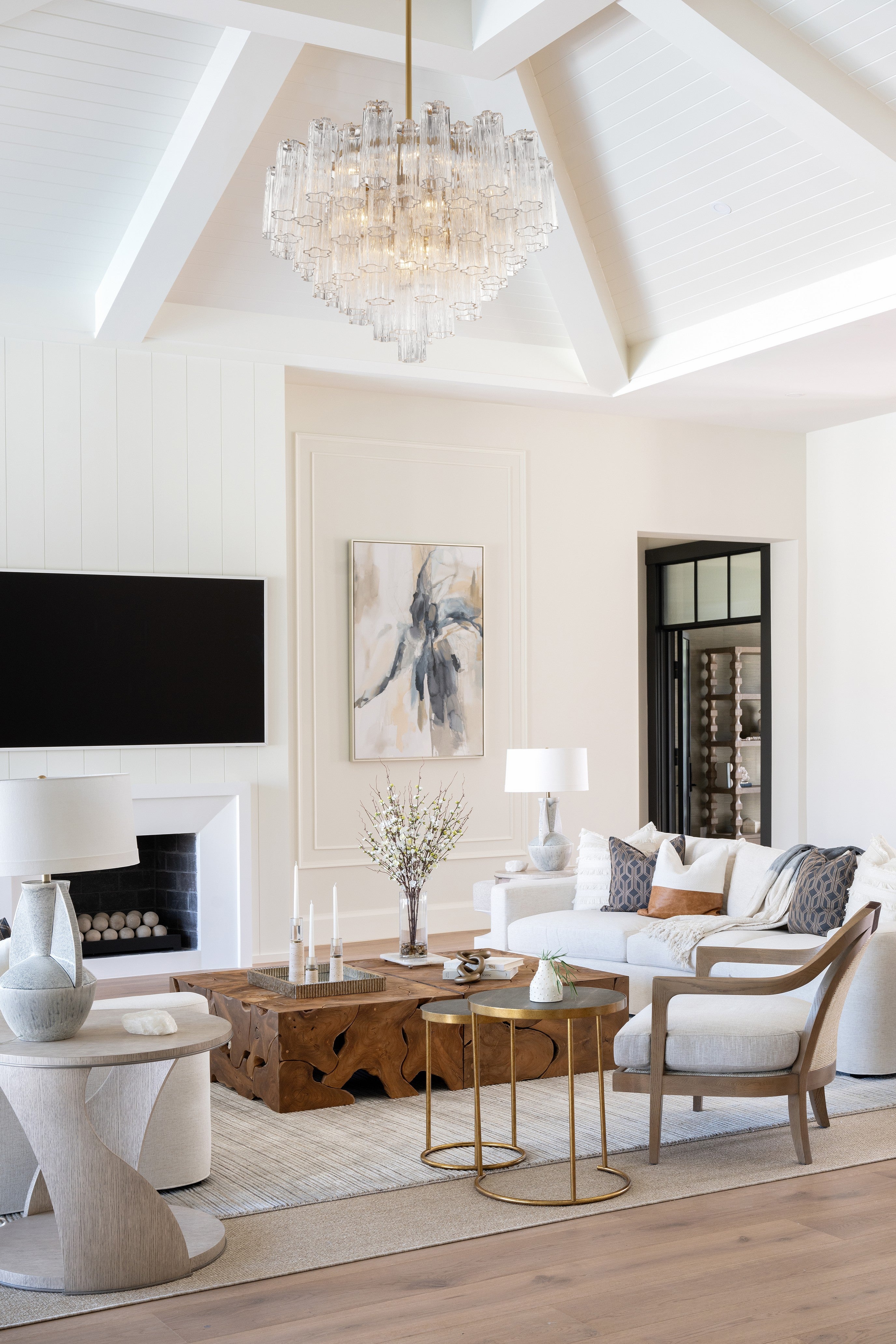 Crystorama Addis ADD-316-AG-CL – 32 Inch – 16 Light – Chandelier – Aged Brass – Dry Rated