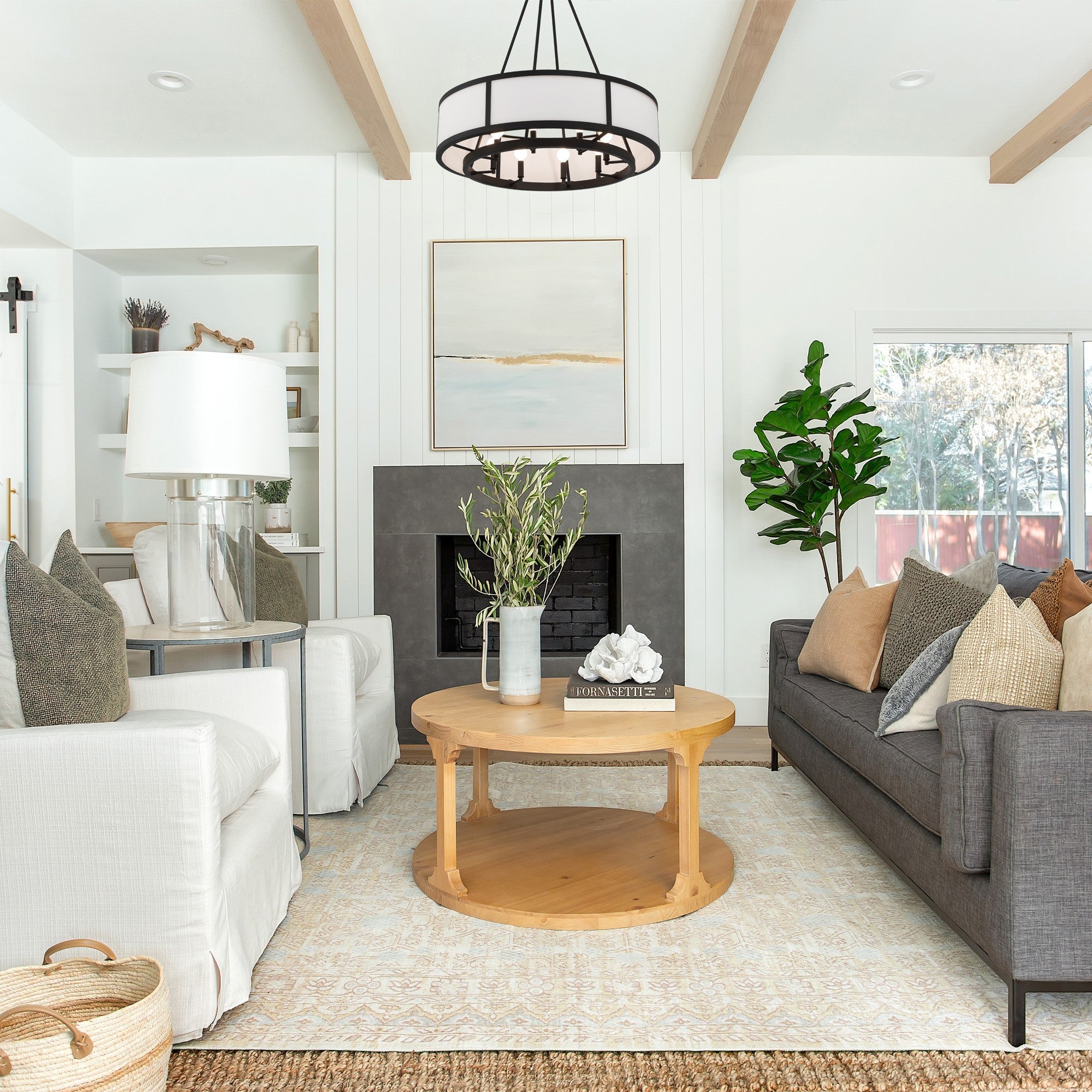 Crystorama Bryant BRY-8008-BF – 32 Inch – 8 Light – Chandelier – Black Forged – Damp Rated