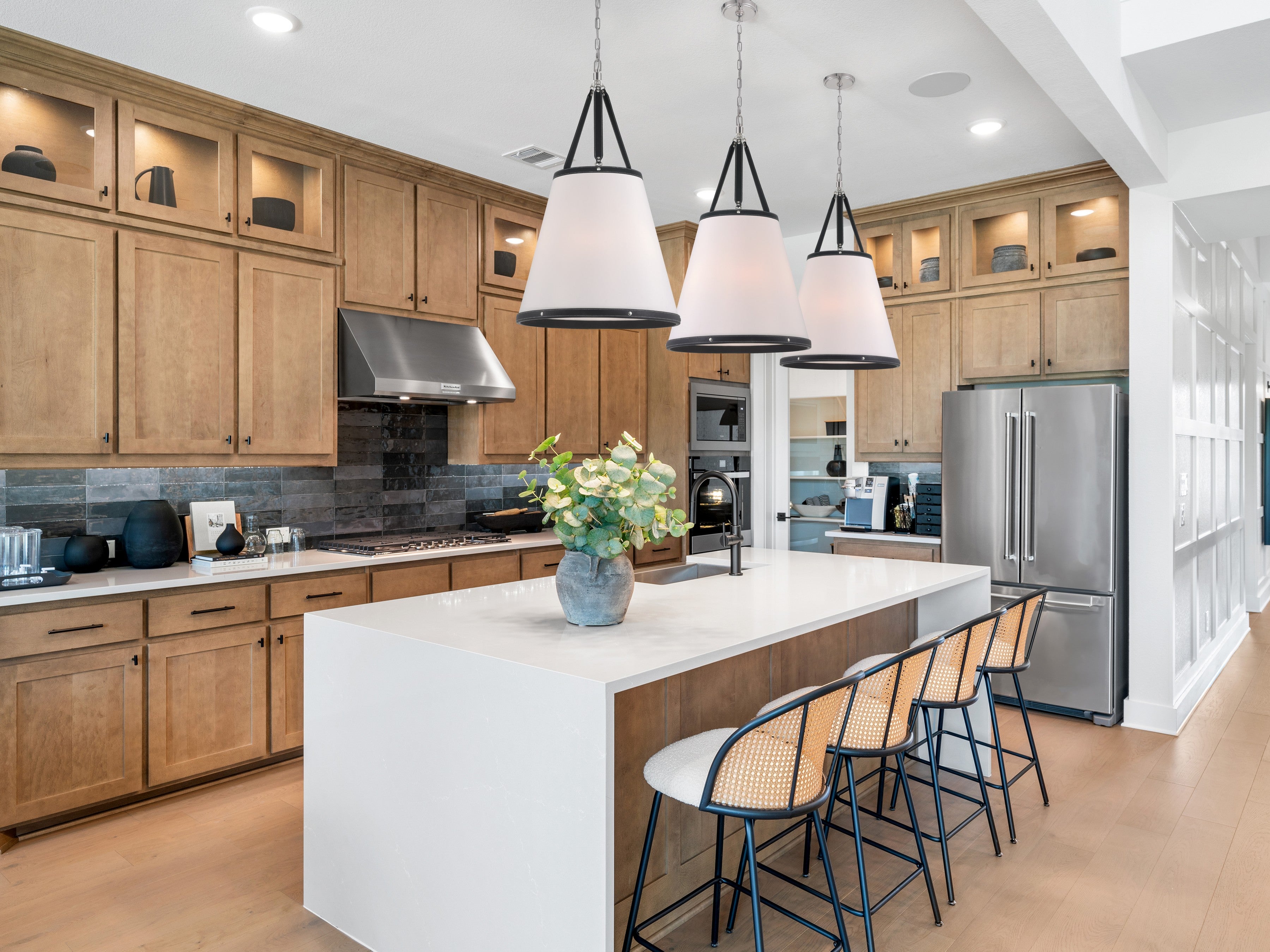 Crystorama Callahan CAL-2406-PN – 21 Inch – 6 Light – Pendant Light – Polished Nickel – Dry Rated