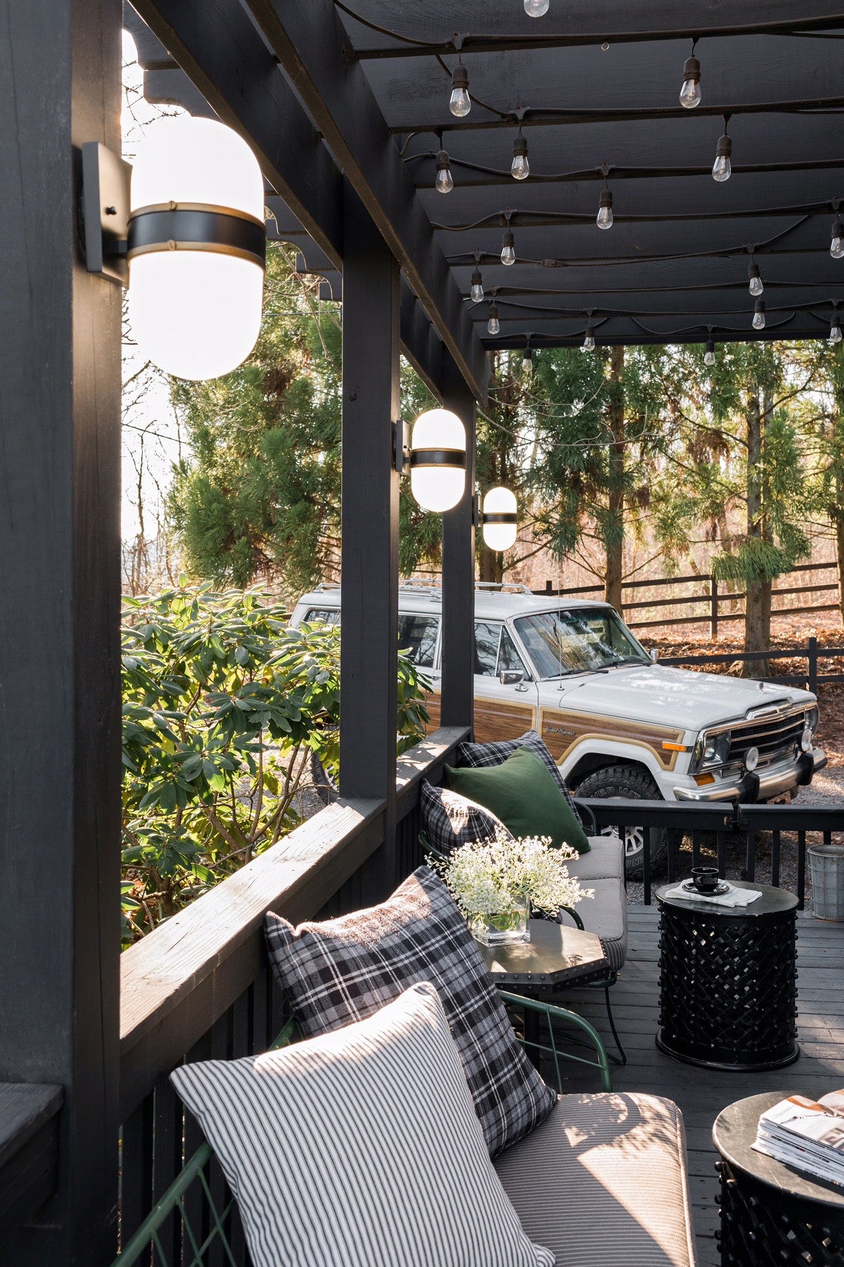 Crystorama Capsule CAP-8501-MK-TG – 6 Inch – 1 Light – Outdoor – Matte Black + Textured Gold – Wet Rated