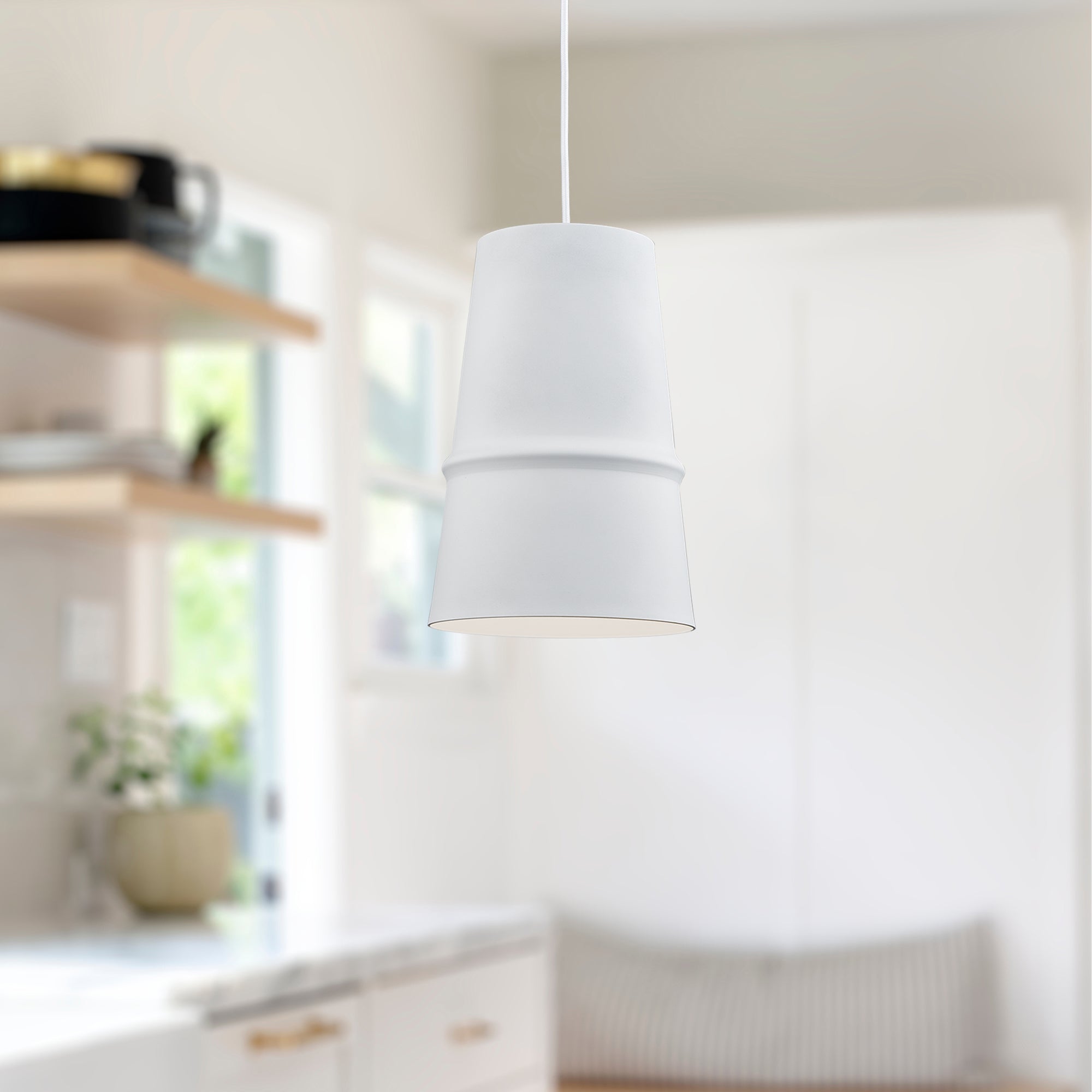Castor 8-in White 1 Light Pendant