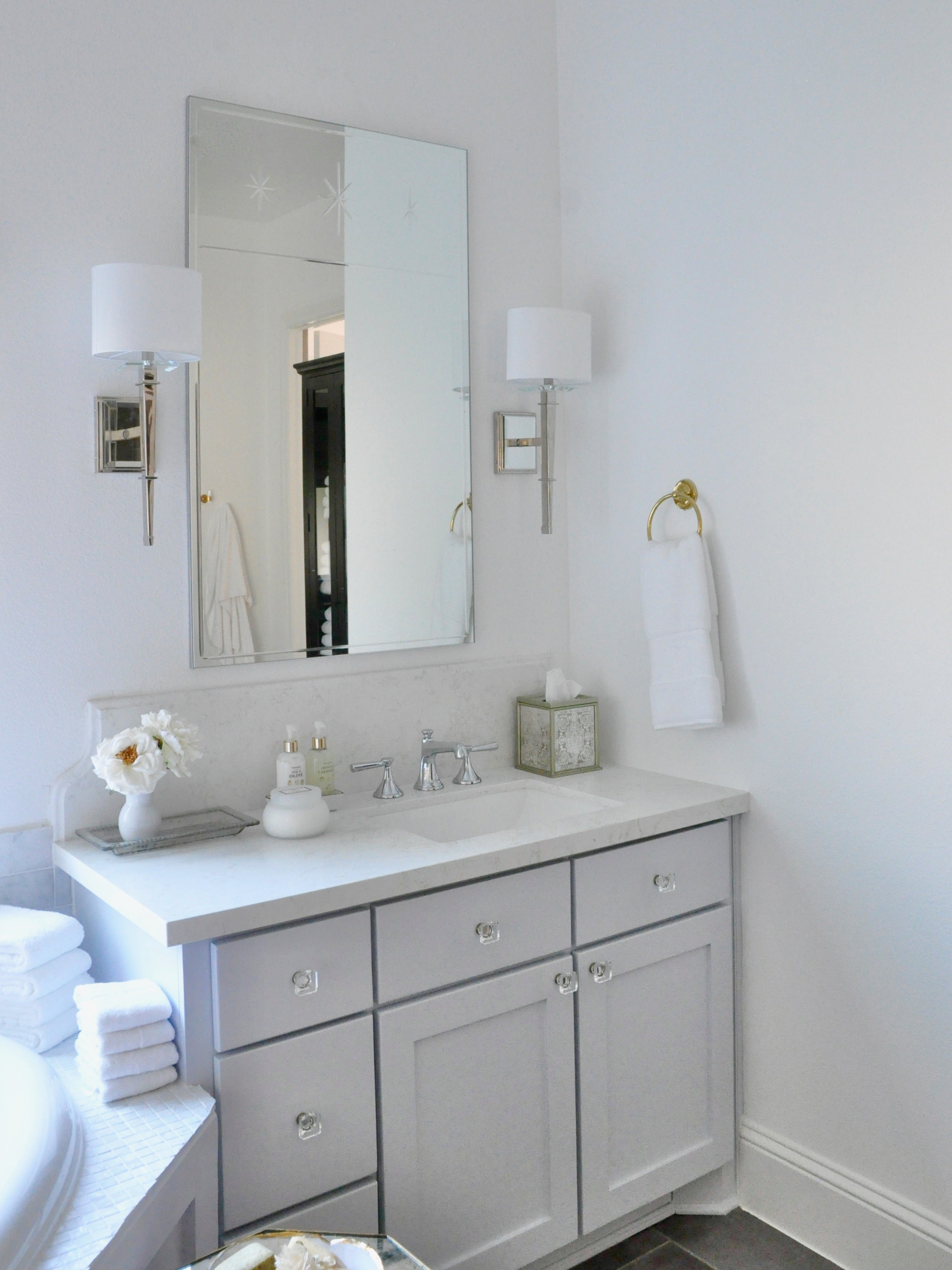 Crystorama Clifton CLI-231-PN – 8 Inch – 1 Light – Sconce – Polished Nickel – Damp Rated