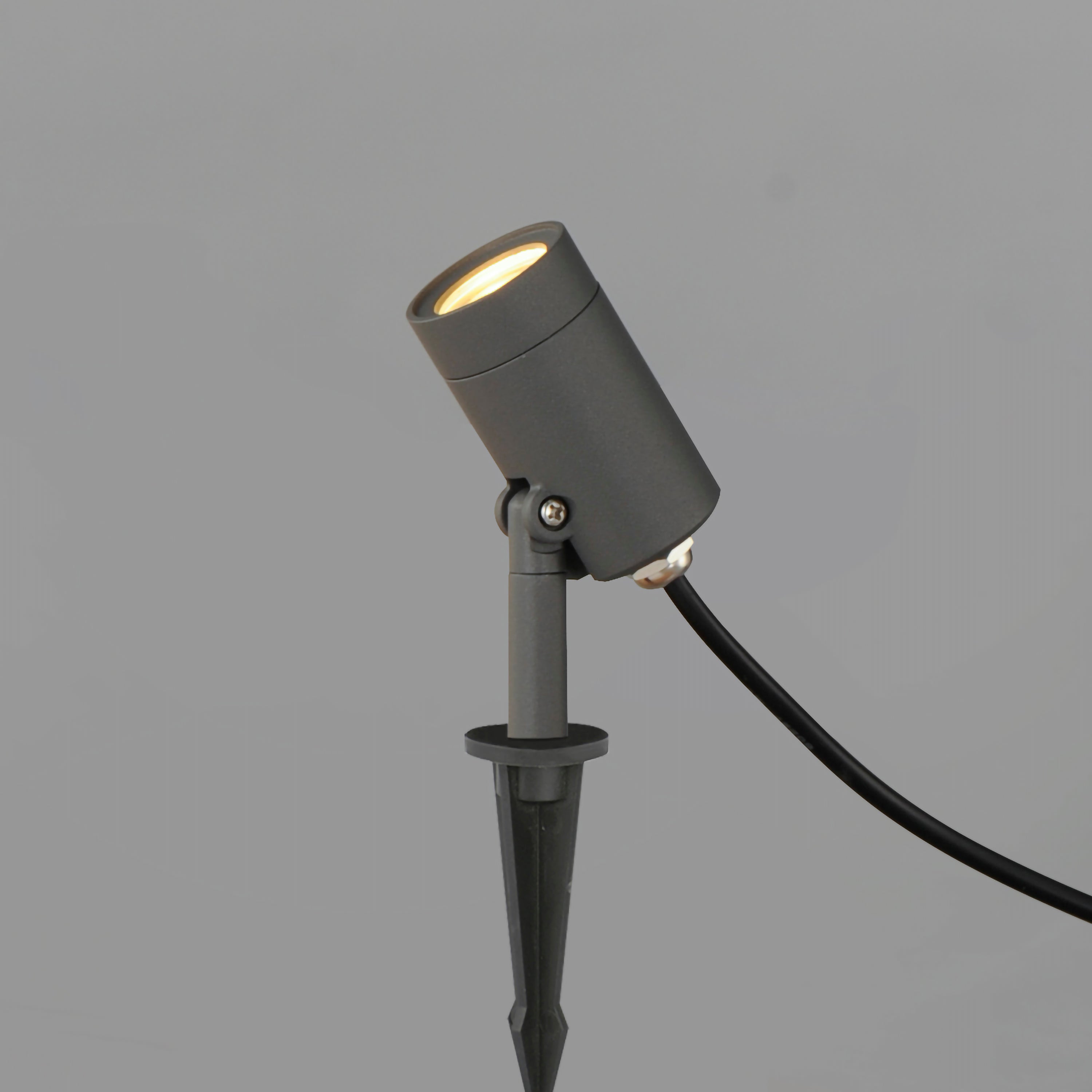 Alumilux Landscape 2.25 Inch Outdoor Pathway Light – Bronze – E41351-BZ