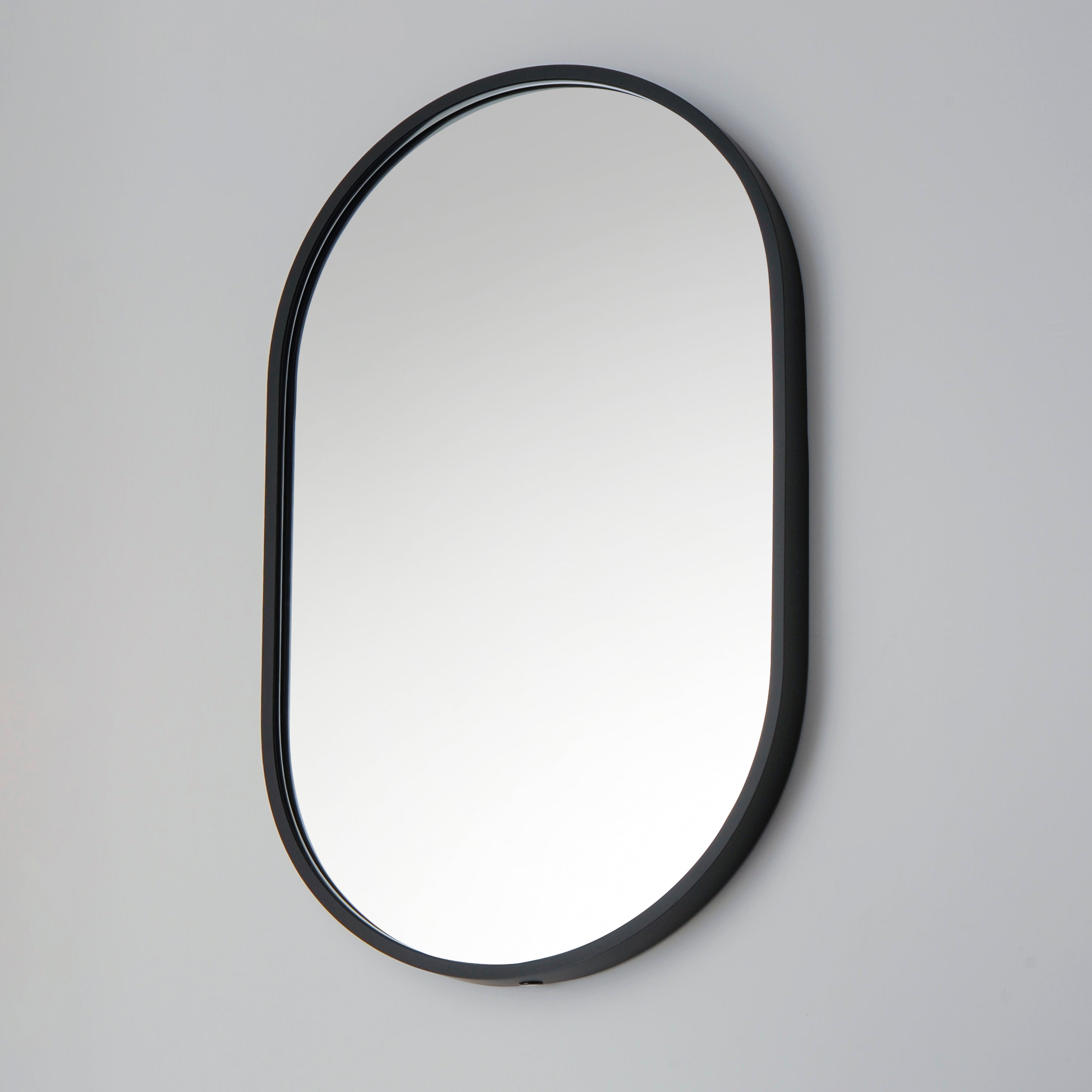 Elisse 20 Inch LED Mirror – Black – E42071-BK