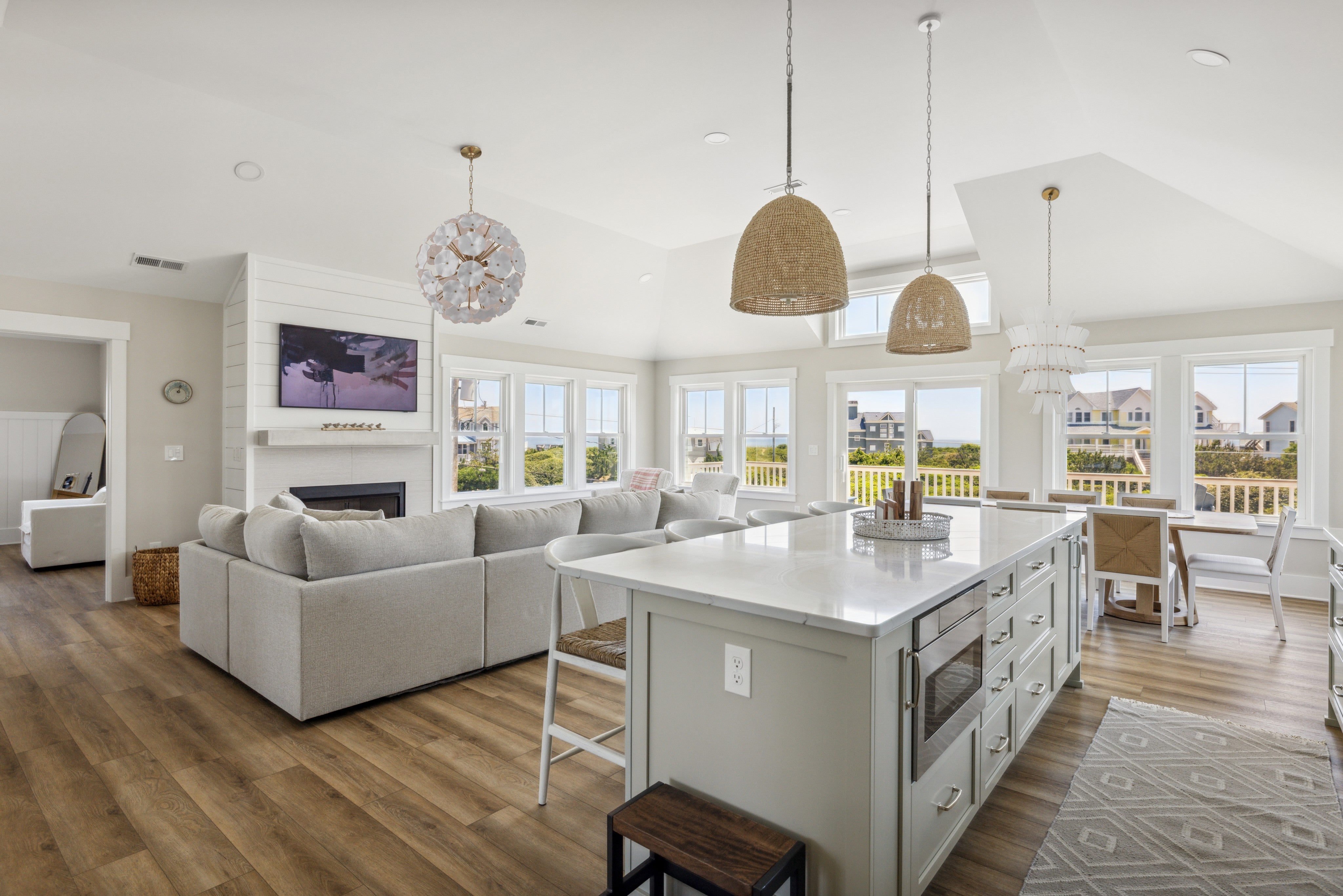 Crystorama Esme ESM-4006-AG-WH – 22.5 Inch – 9 Light – Pendant Light – Aged Brass – Dry Rated