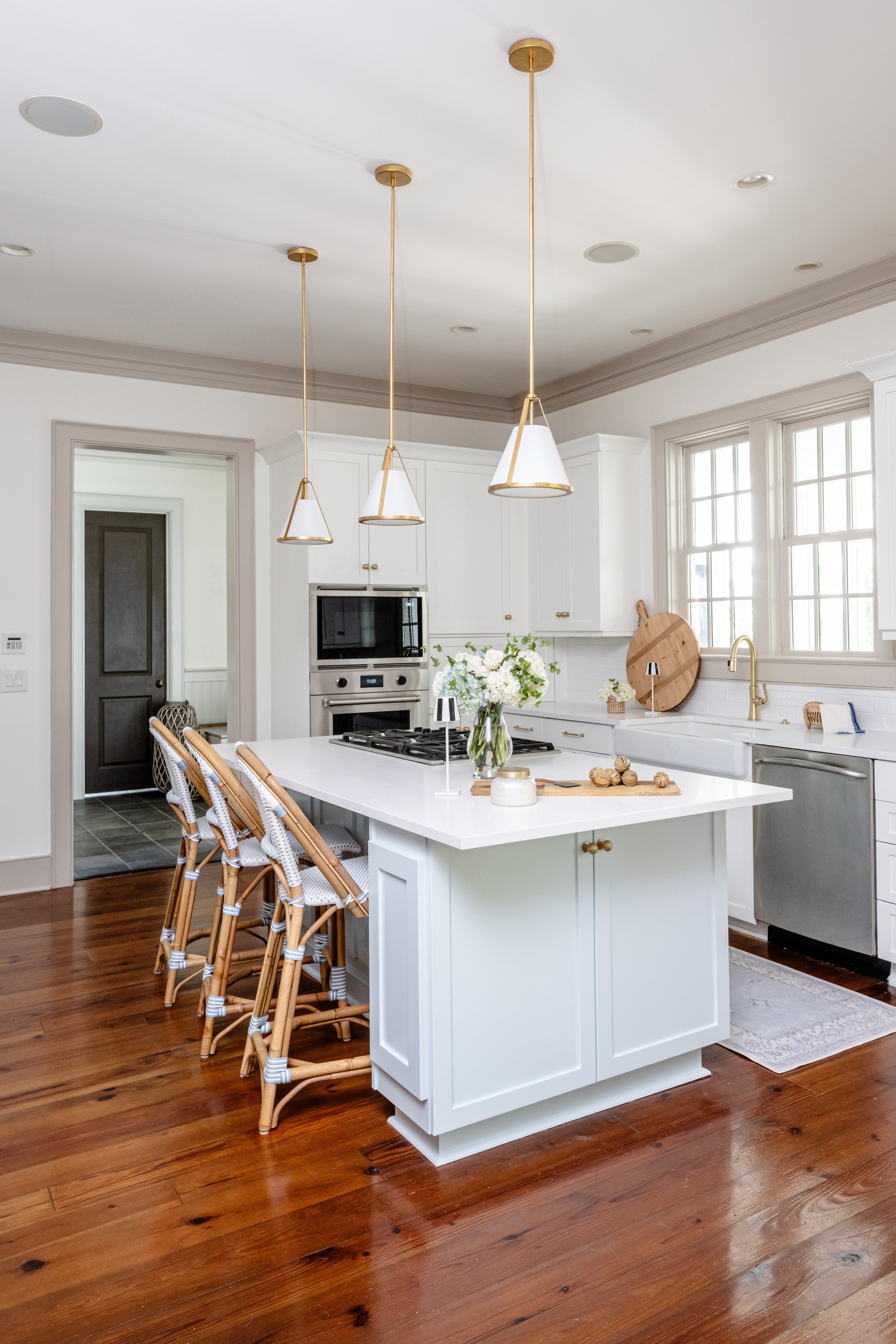 Crystorama Fulton FUL-900-GA – 9.25 Inch – 1 Light – Pendant Light – Antique Gold – Dry Rated