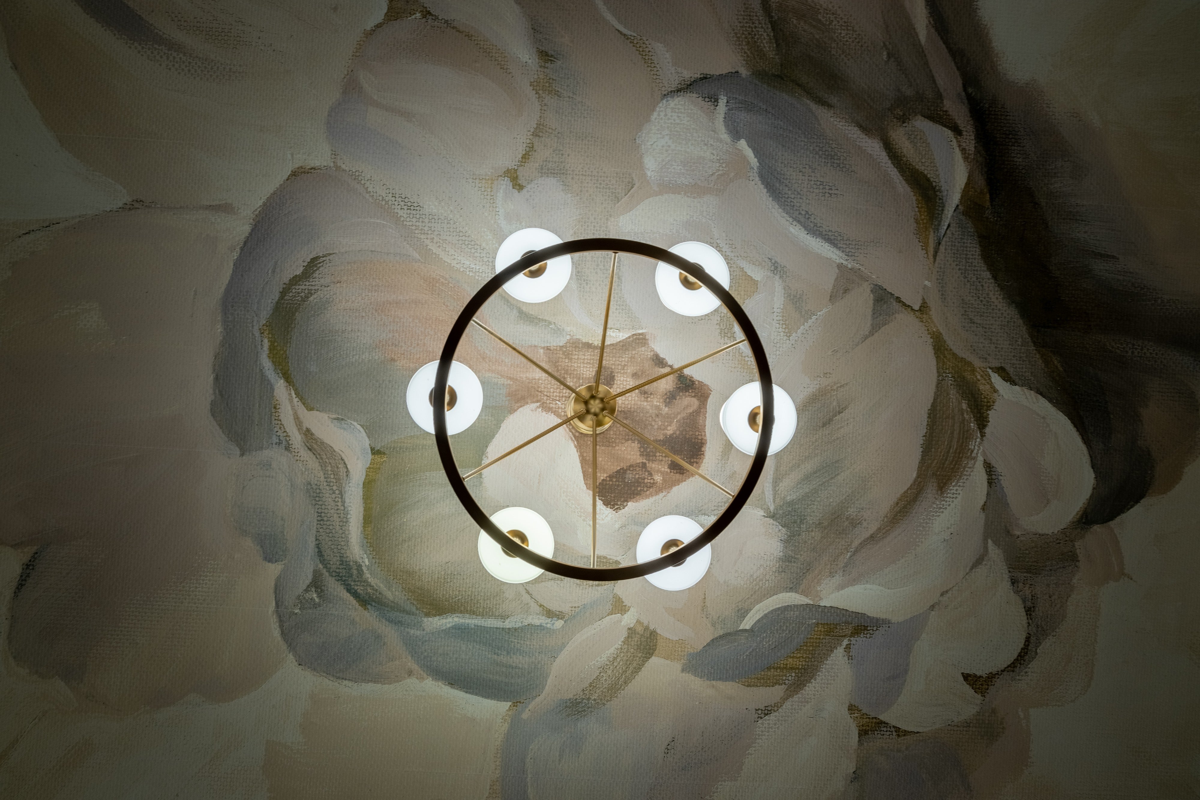 Crystorama Keenan KEE-A3006-VG – 31.25 Inch – 6 Light – Chandelier – Vibrant Gold – Damp Rated