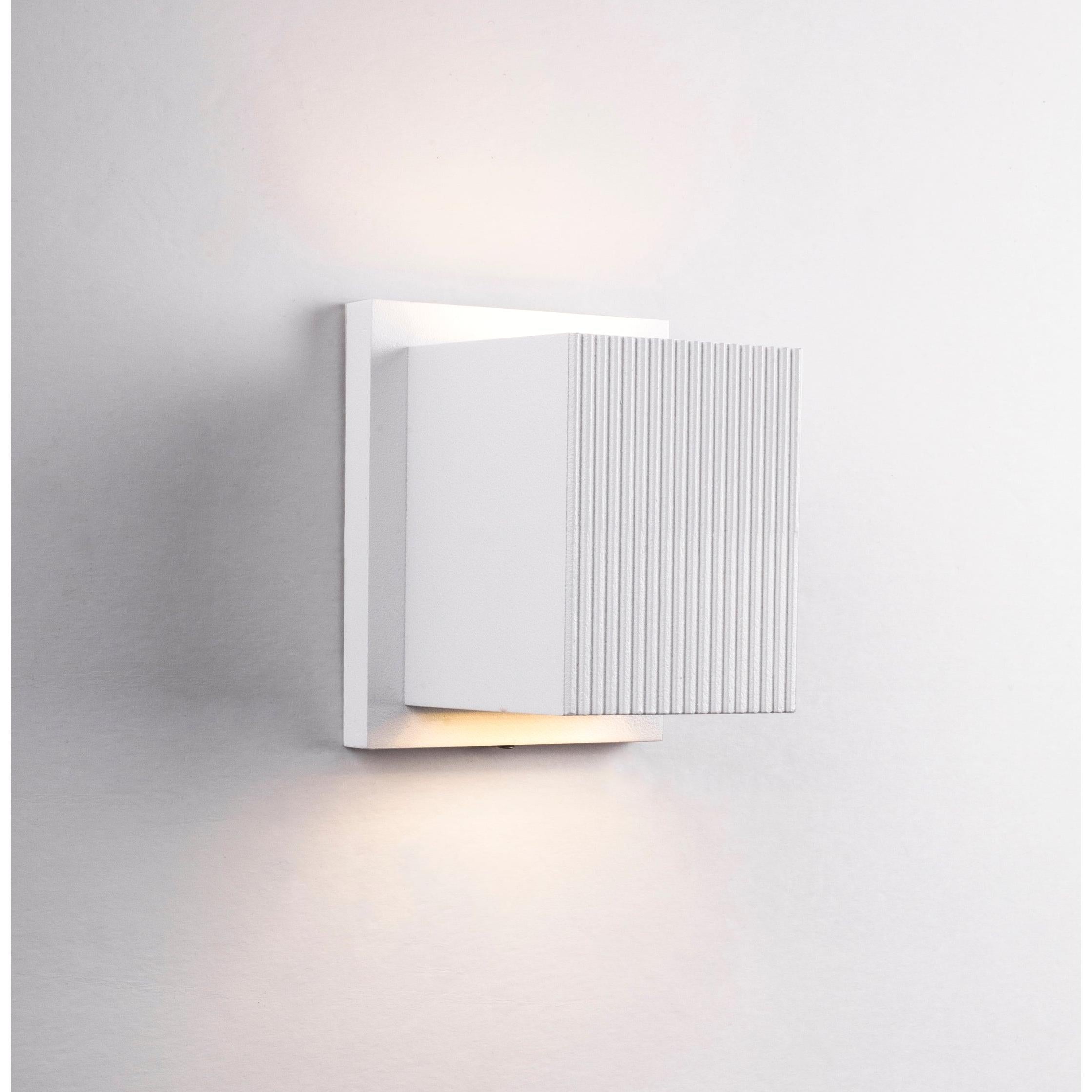 Mavis 5-in White LED Exterior Wall Sconce