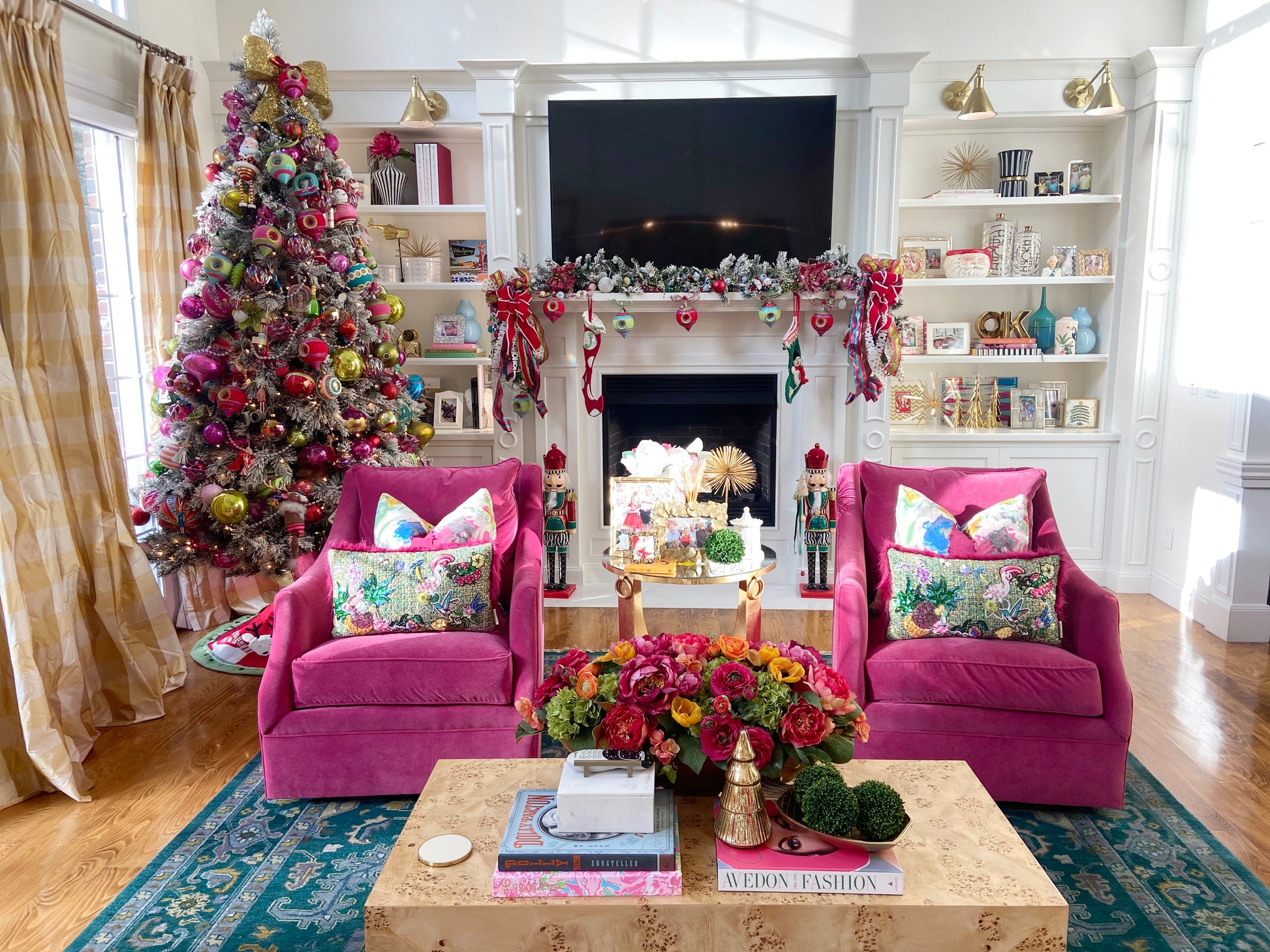 Crystorama Morgan MOR-8800-AG – 7 Inch – 1 Light – Sconce – Aged Brass – Dry Rated