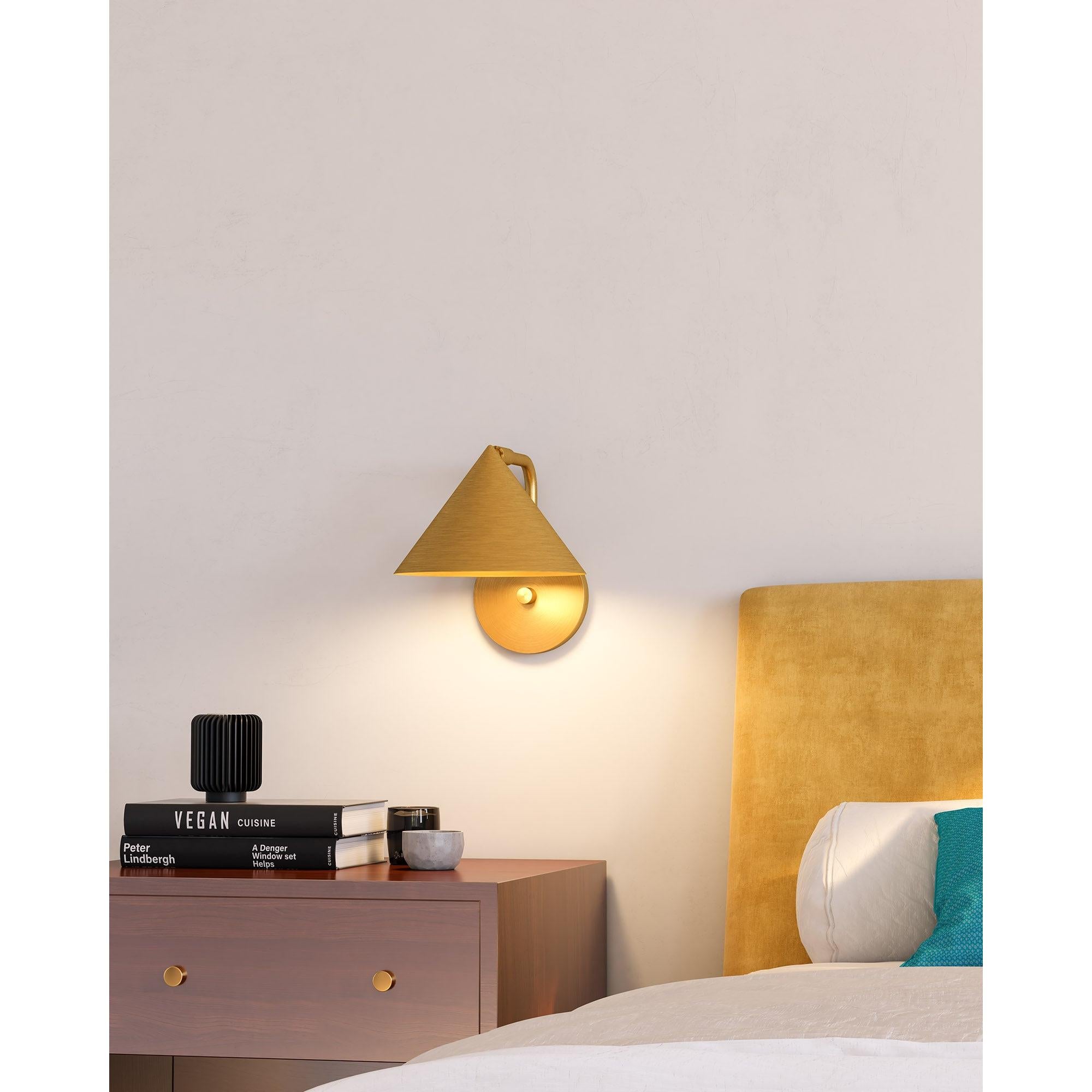 Remy 7-in Brushed Gold 1 Light Wall/Vanity