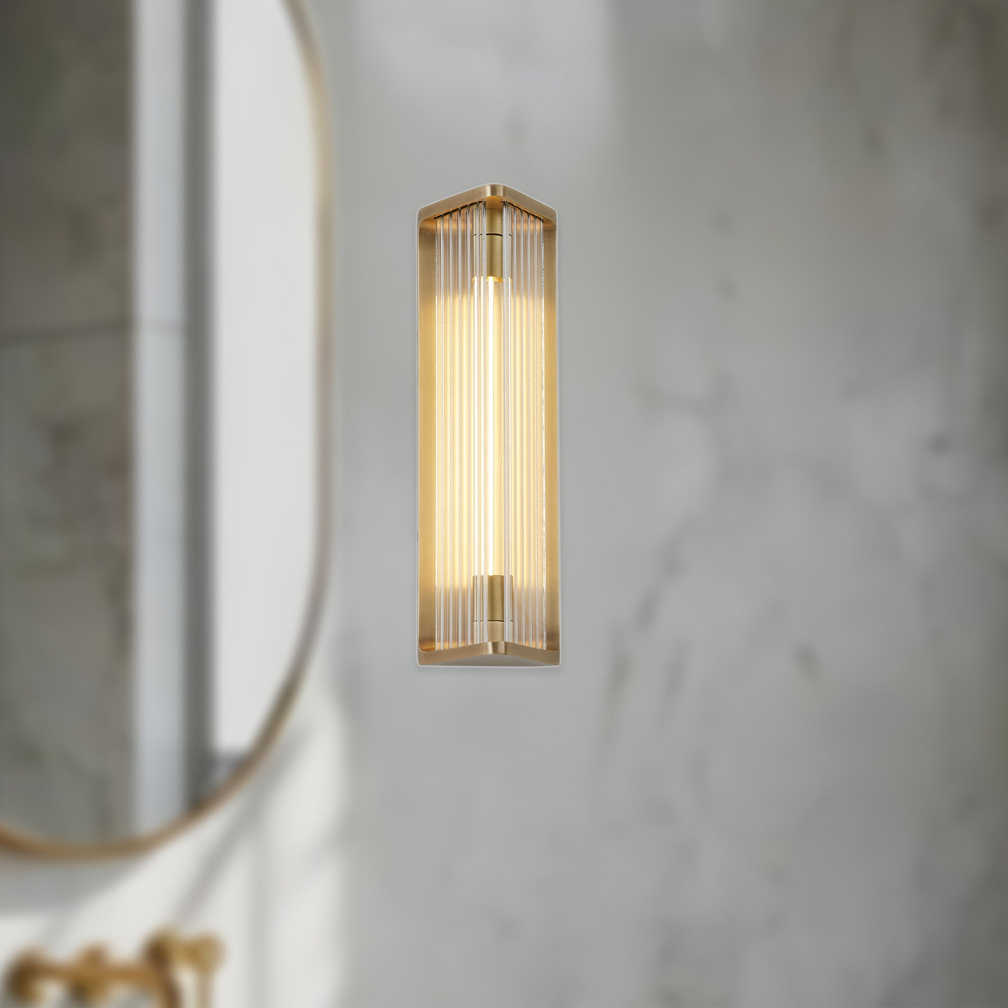 Sabre 12-in Ribbed Glass/Vintage Brass LED Wall/Vanity