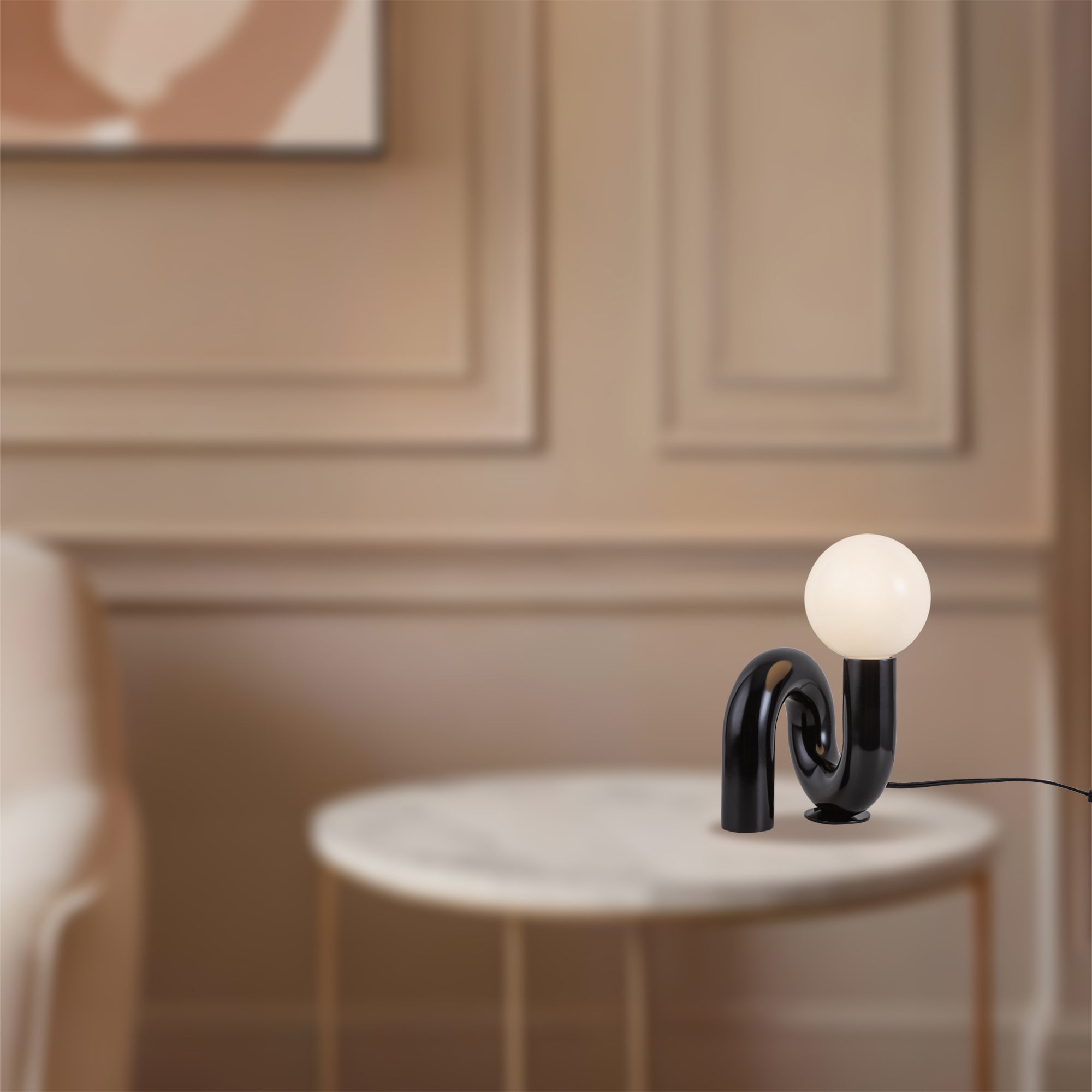 Sadie 6-in Glossy Black Socket Table Lamp