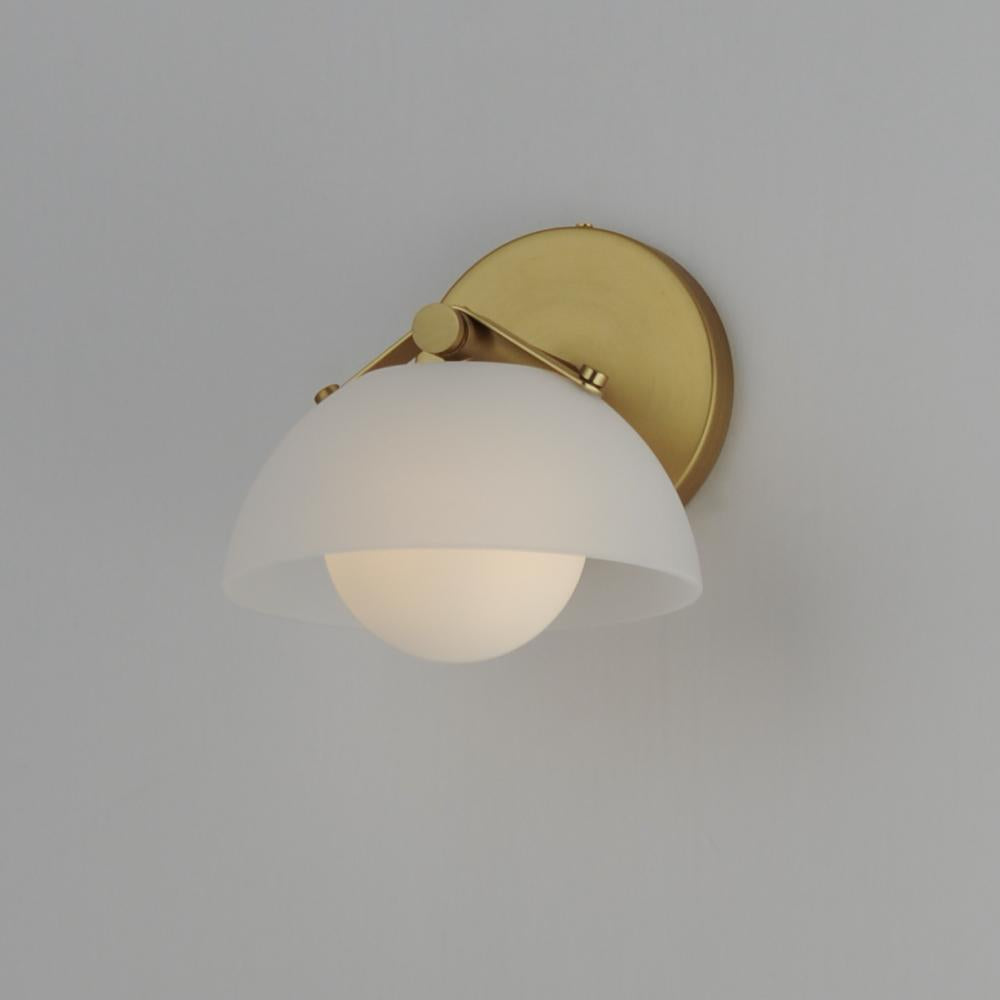 Studio M DOMAIN SM31001FTNAB Sconce Traditional - Natural Aged Brass