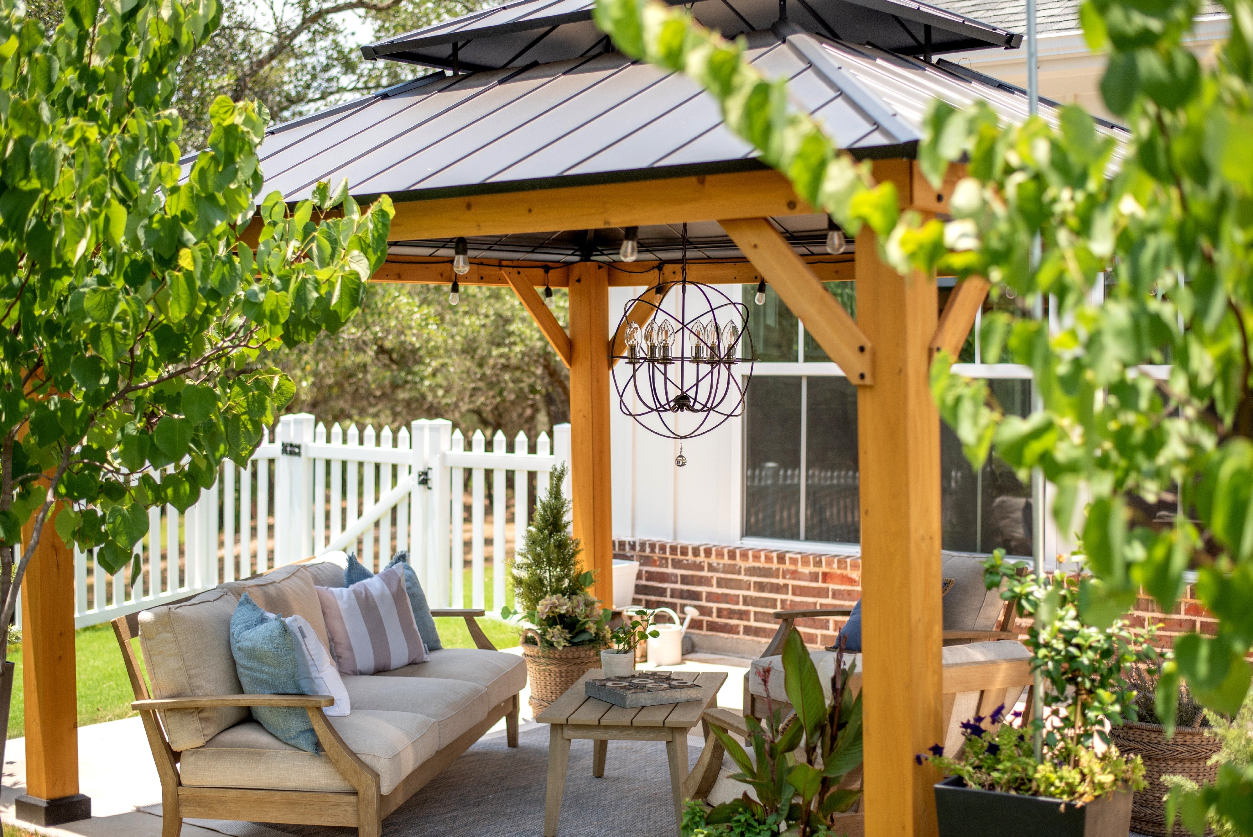 Crystorama Solaris SOL-9326-EB – 22.5 Inch – 6 Light – Outdoor – English Bronze – Wet Rated