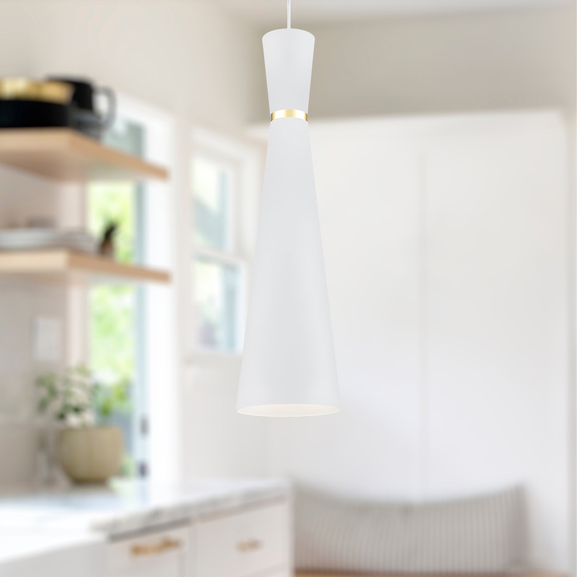 Vanderbilt 6-in White With Gold Detail 1 Light Pendant