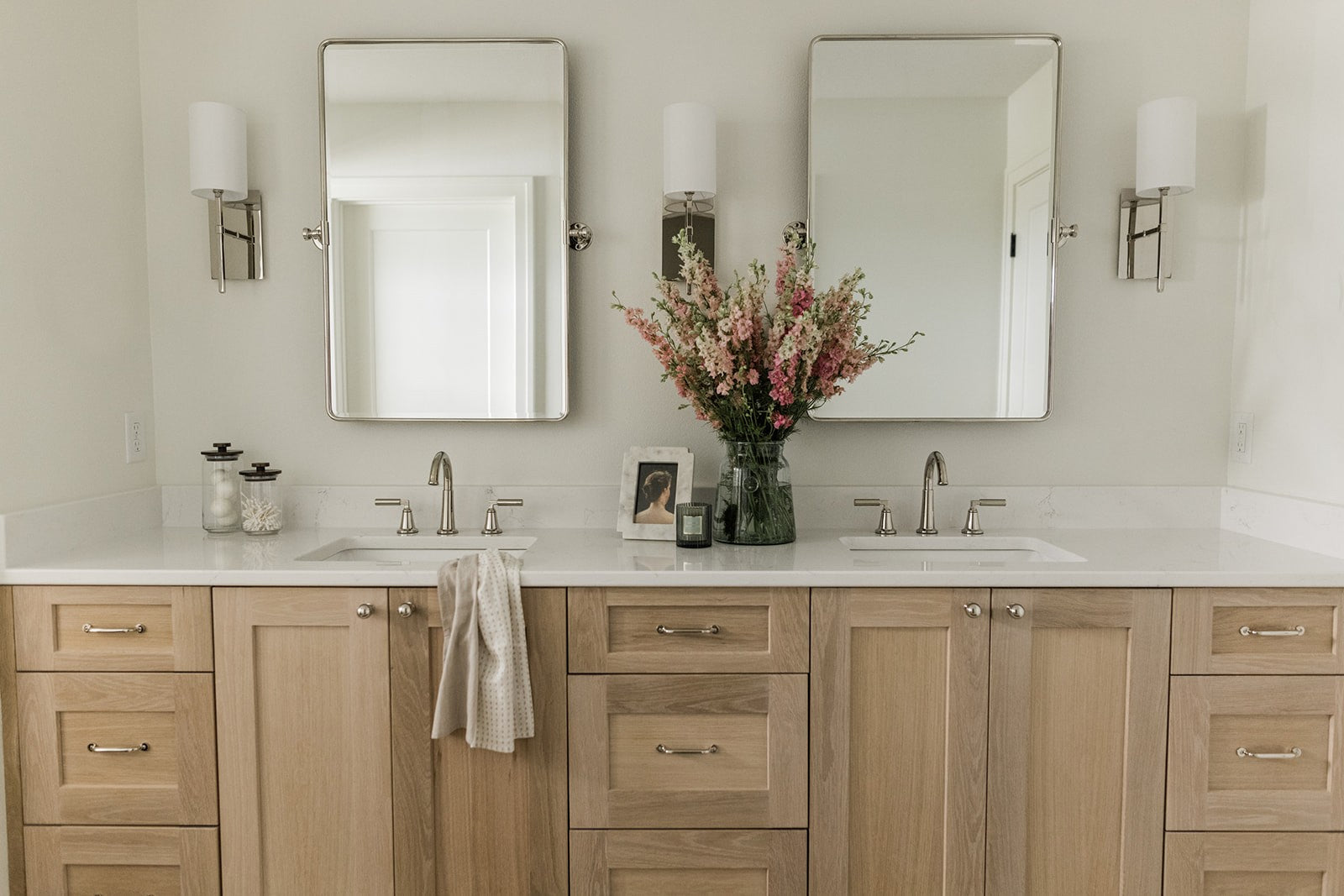 Crystorama Veronica VER-241-PN – 5 Inch – 1 Light – Sconce – Polished Nickel – Damp Rated