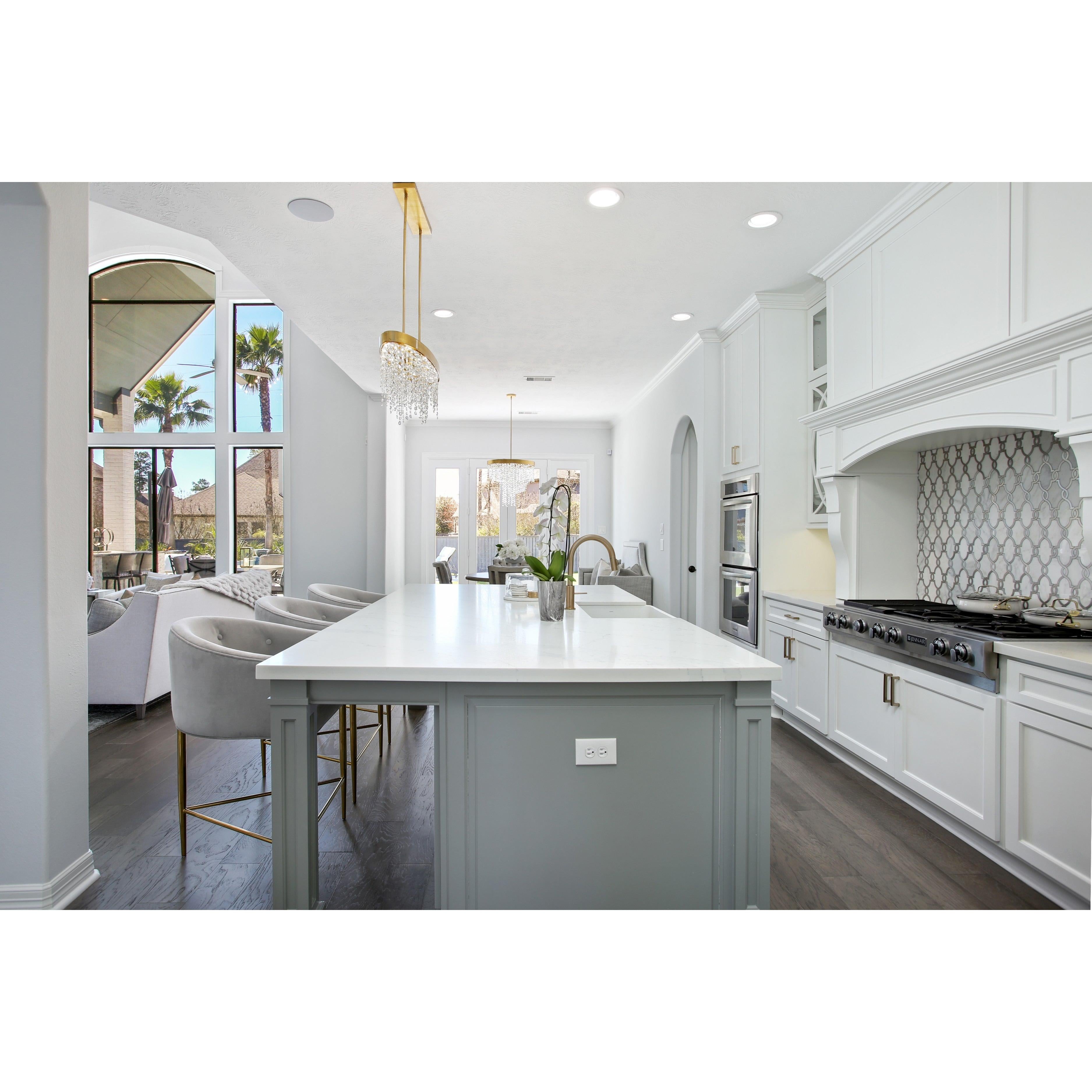 Crystorama Winham WIN-619-GA-CL-MWP – 36 Inch – 8 Light – Chandelier – Clear Crystal – Antique Gold – Damp Rated