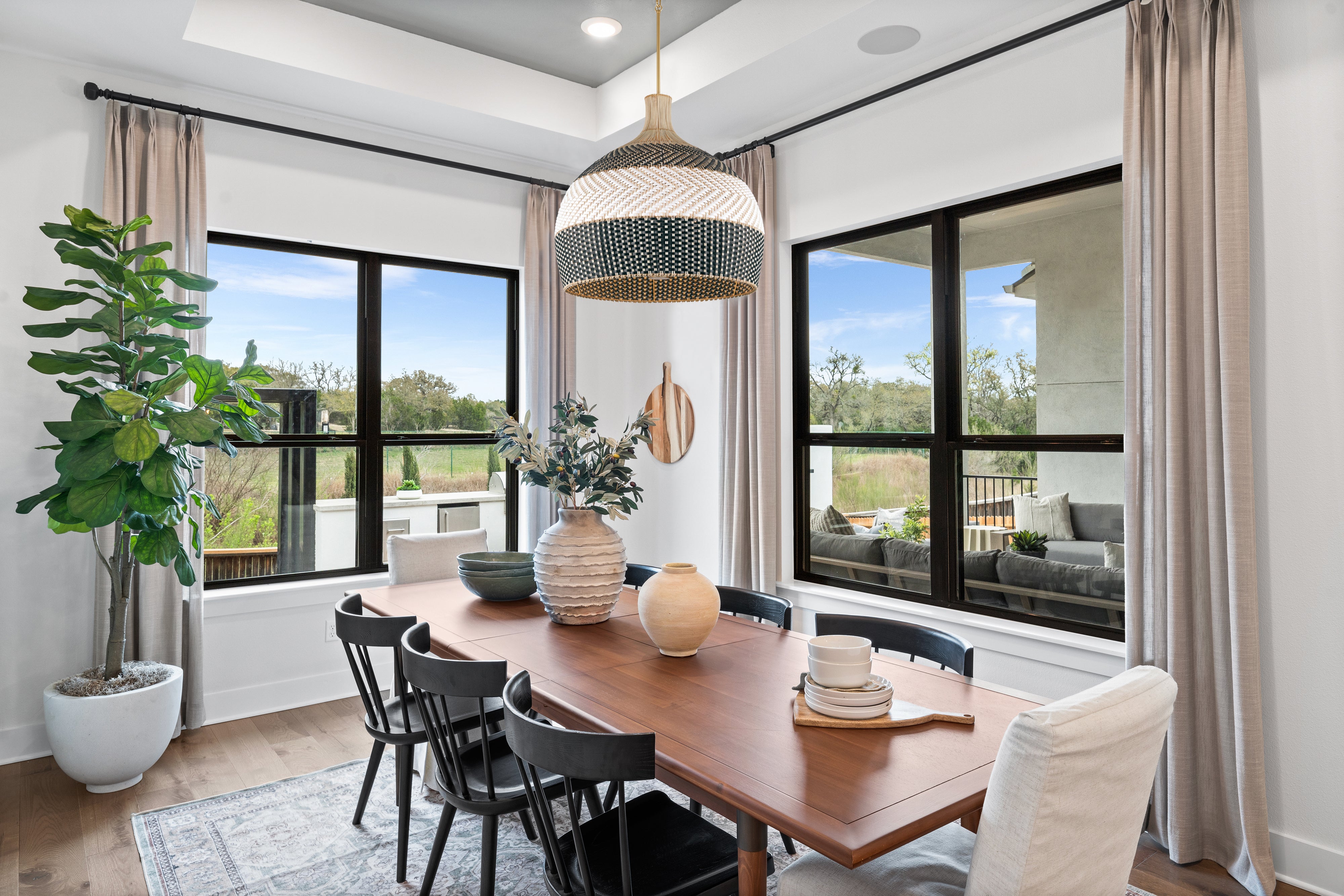 Crystorama Zanzibar ZAN-9006-SG-MK – 26 Inch – 6 Light – Pendant Light – Soft Gold – Damp Rated